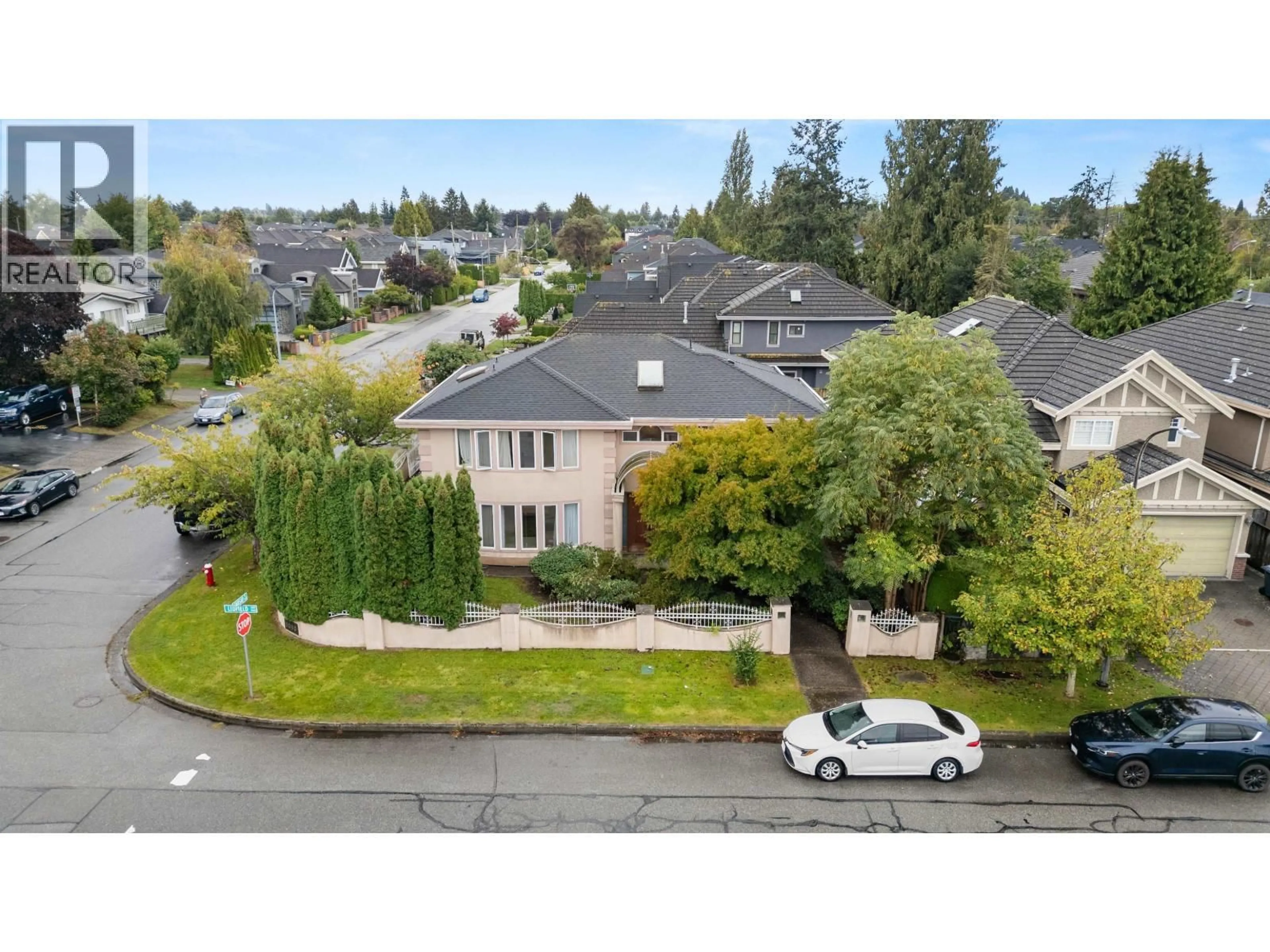 A pic from outside/outdoor area/front of a property/back of a property/a pic from drone, street for 5080 LINFIELD GATE, Richmond British Columbia V7C4L4