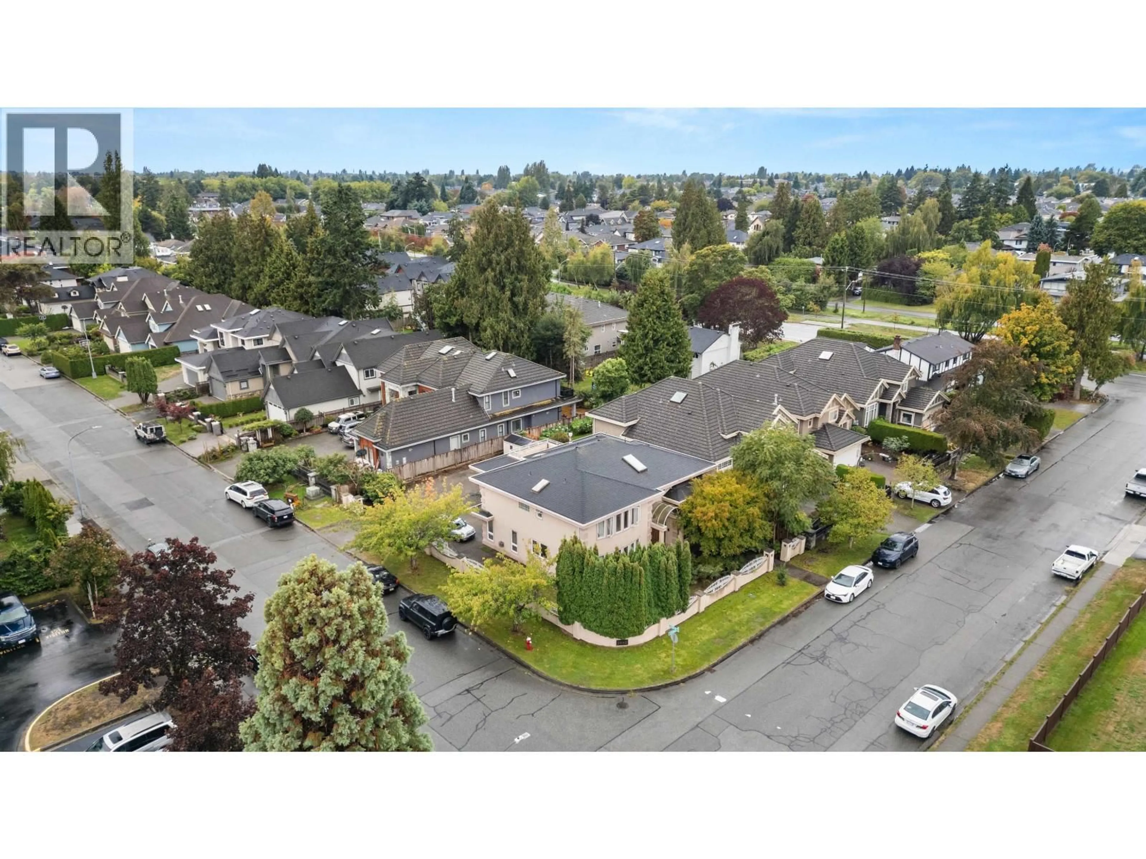 A pic from outside/outdoor area/front of a property/back of a property/a pic from drone, street for 5080 LINFIELD GATE, Richmond British Columbia V7C4L4