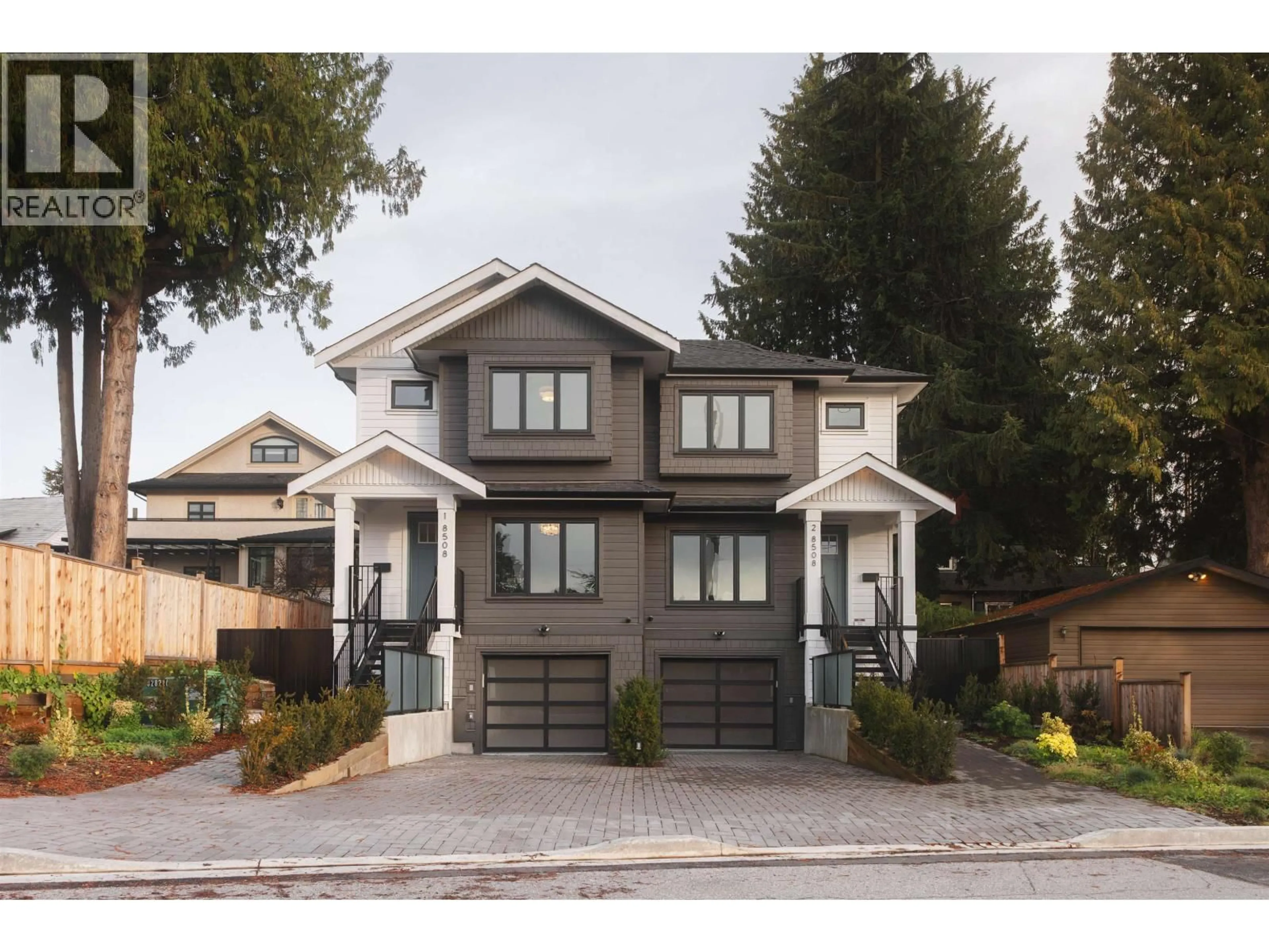 Home with vinyl exterior material, street for 2 - 8508 EAST BOULEVARD, Vancouver British Columbia V6P5E6