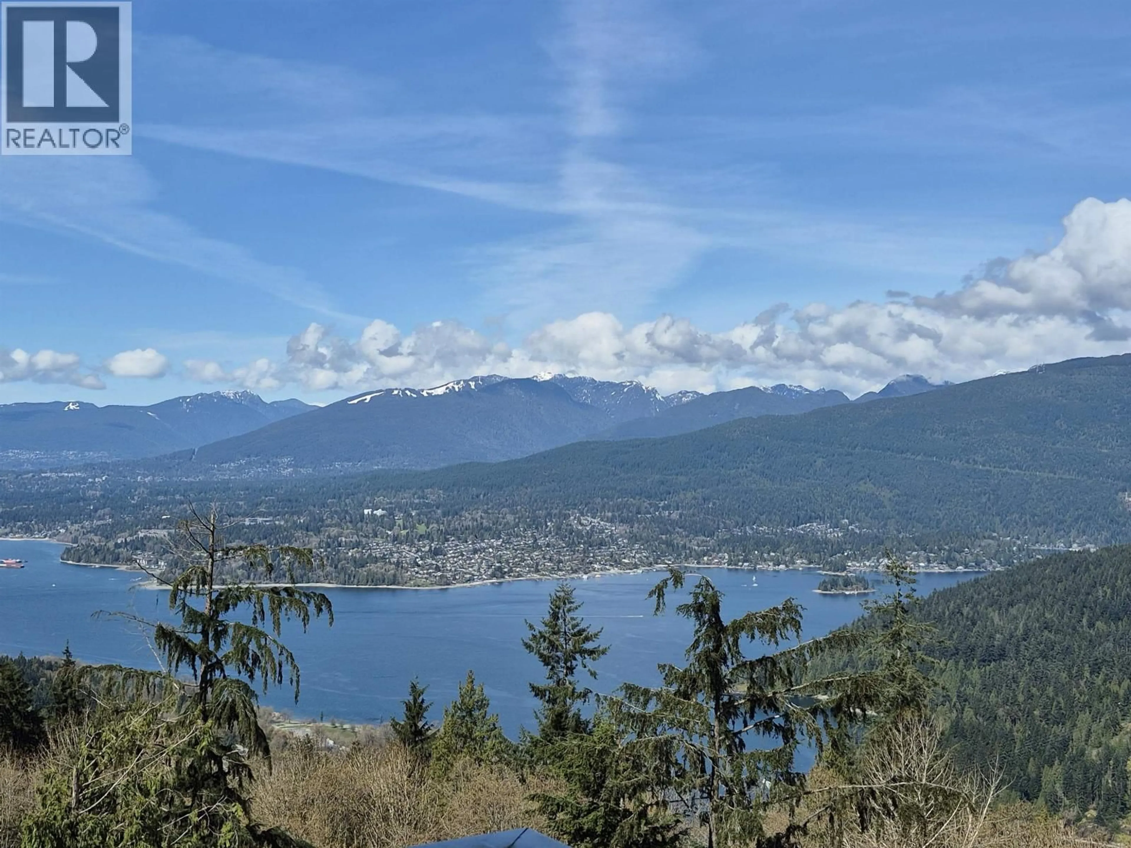 Blurry image for 1108 - 9060 UNIVERSITY CRESCENT, Burnaby British Columbia V5A0E1