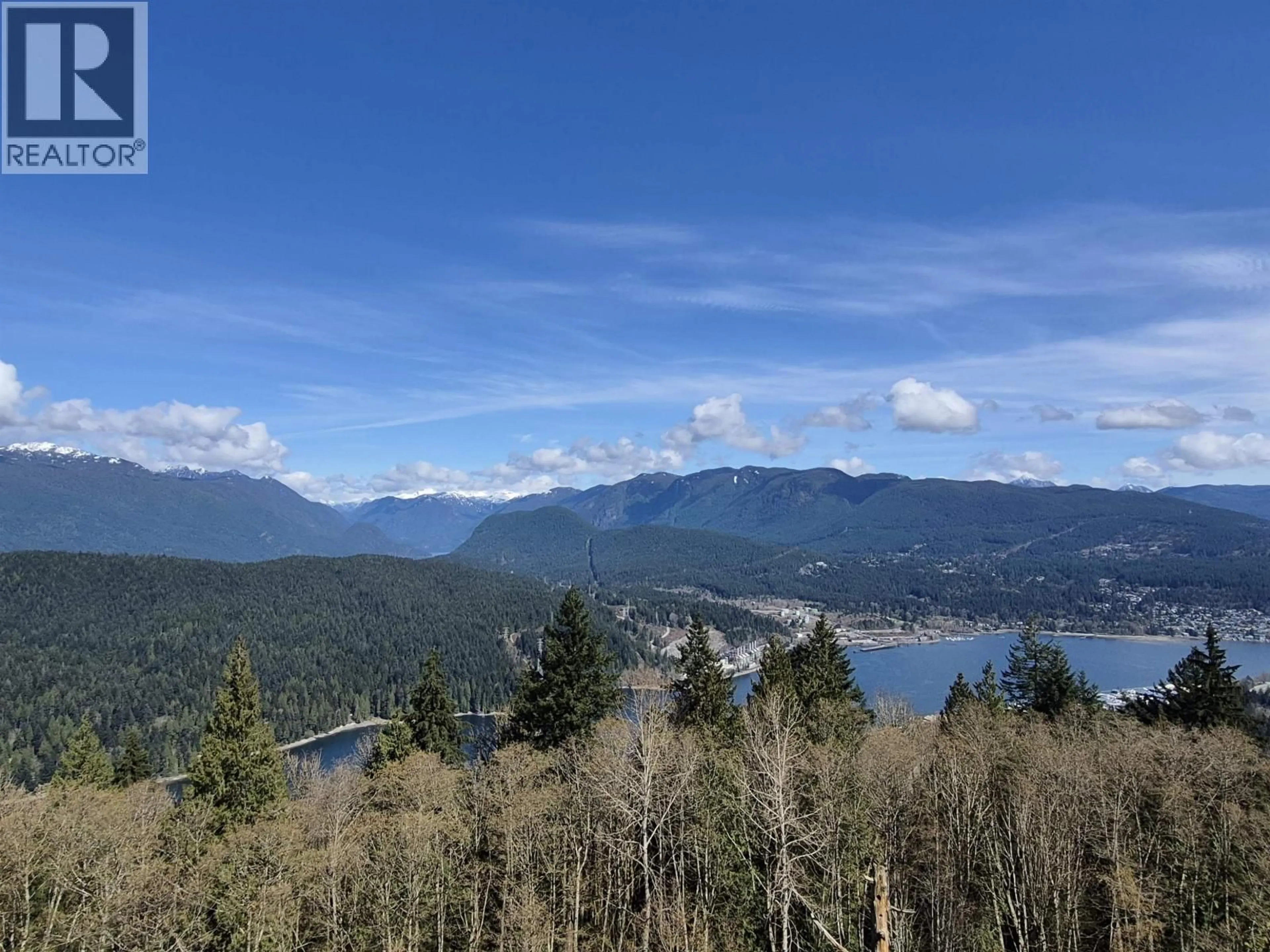 Blurry image for 1108 - 9060 UNIVERSITY CRESCENT, Burnaby British Columbia V5A0E1