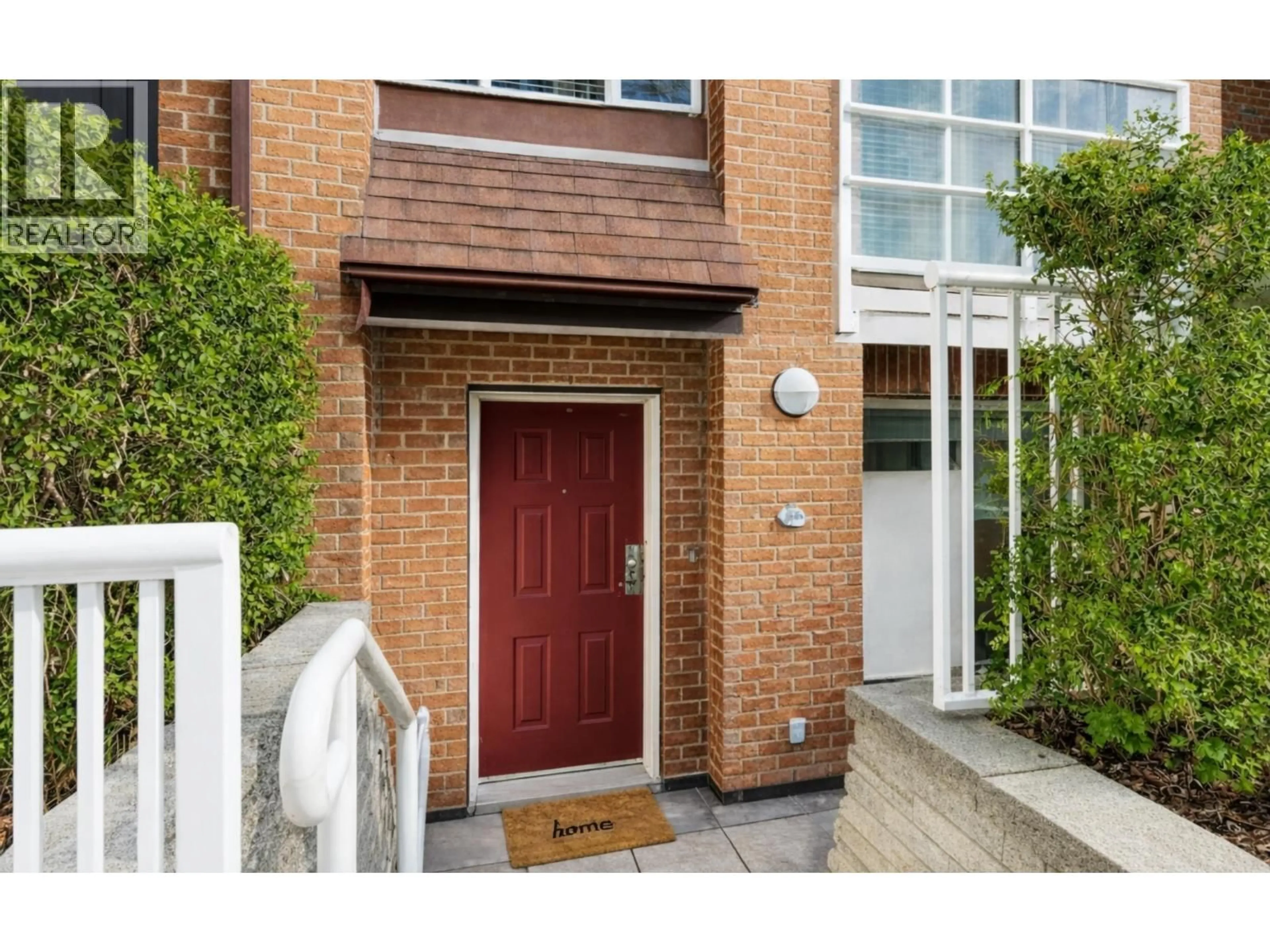 Home with brick exterior material, street for 206 - 2071 42ND AVENUE, Vancouver British Columbia V6M2B4