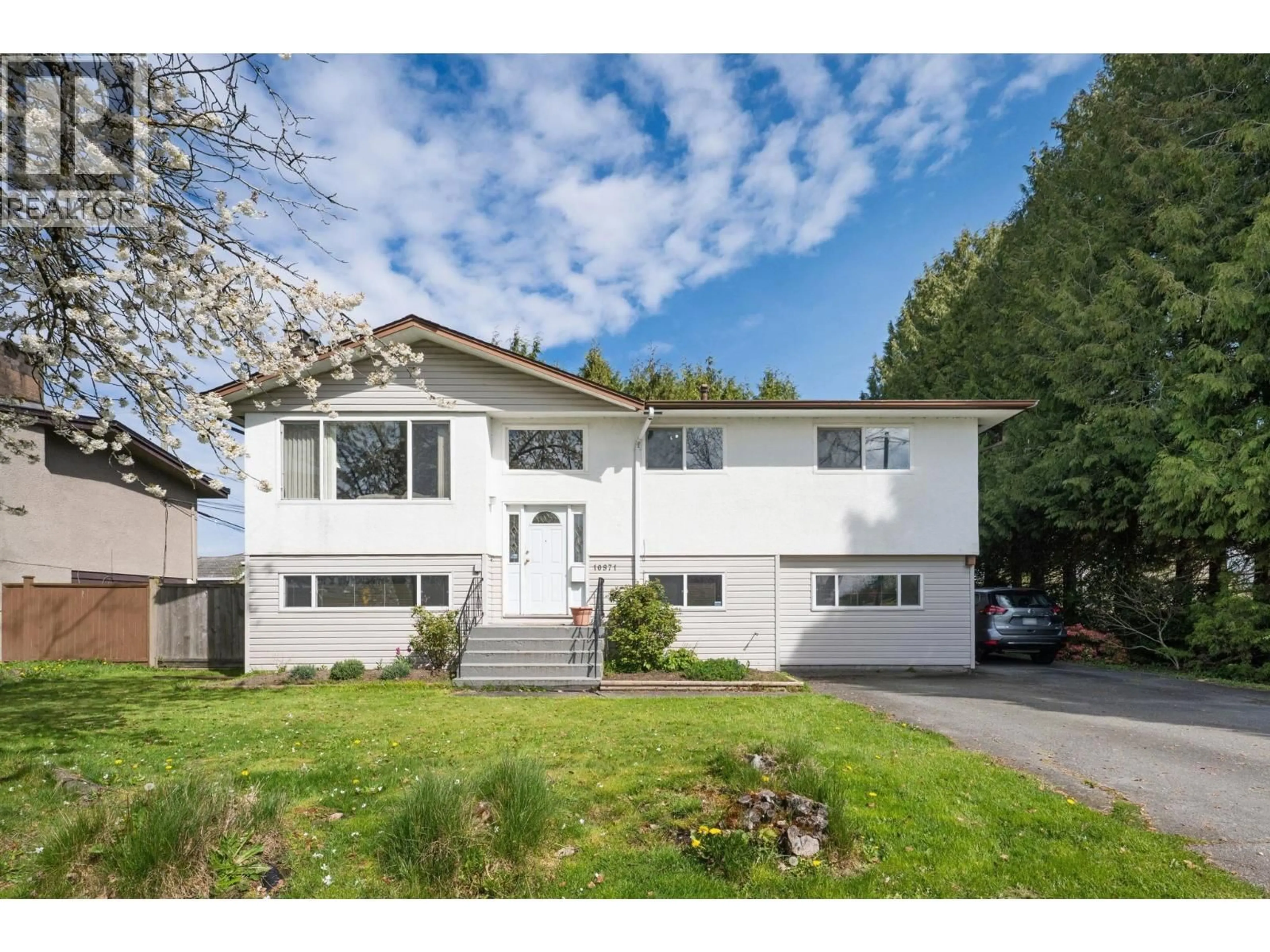 Home with vinyl exterior material, street for 10971 MADDOCKS ROAD, Richmond British Columbia V7A3N1