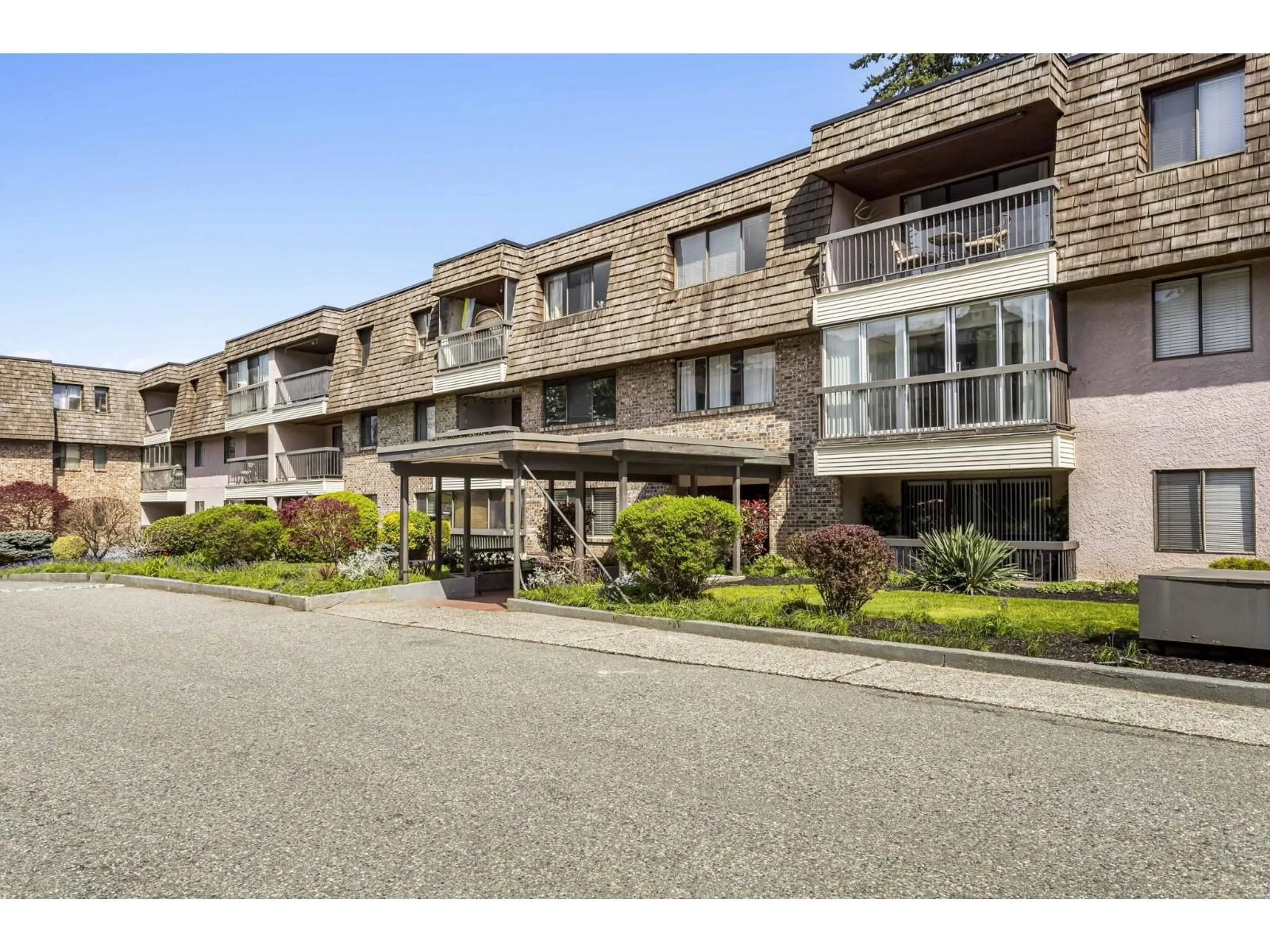 Unknown for 311 - 32175 OLD YALE ROAD, Abbotsford British Columbia V2T2C8