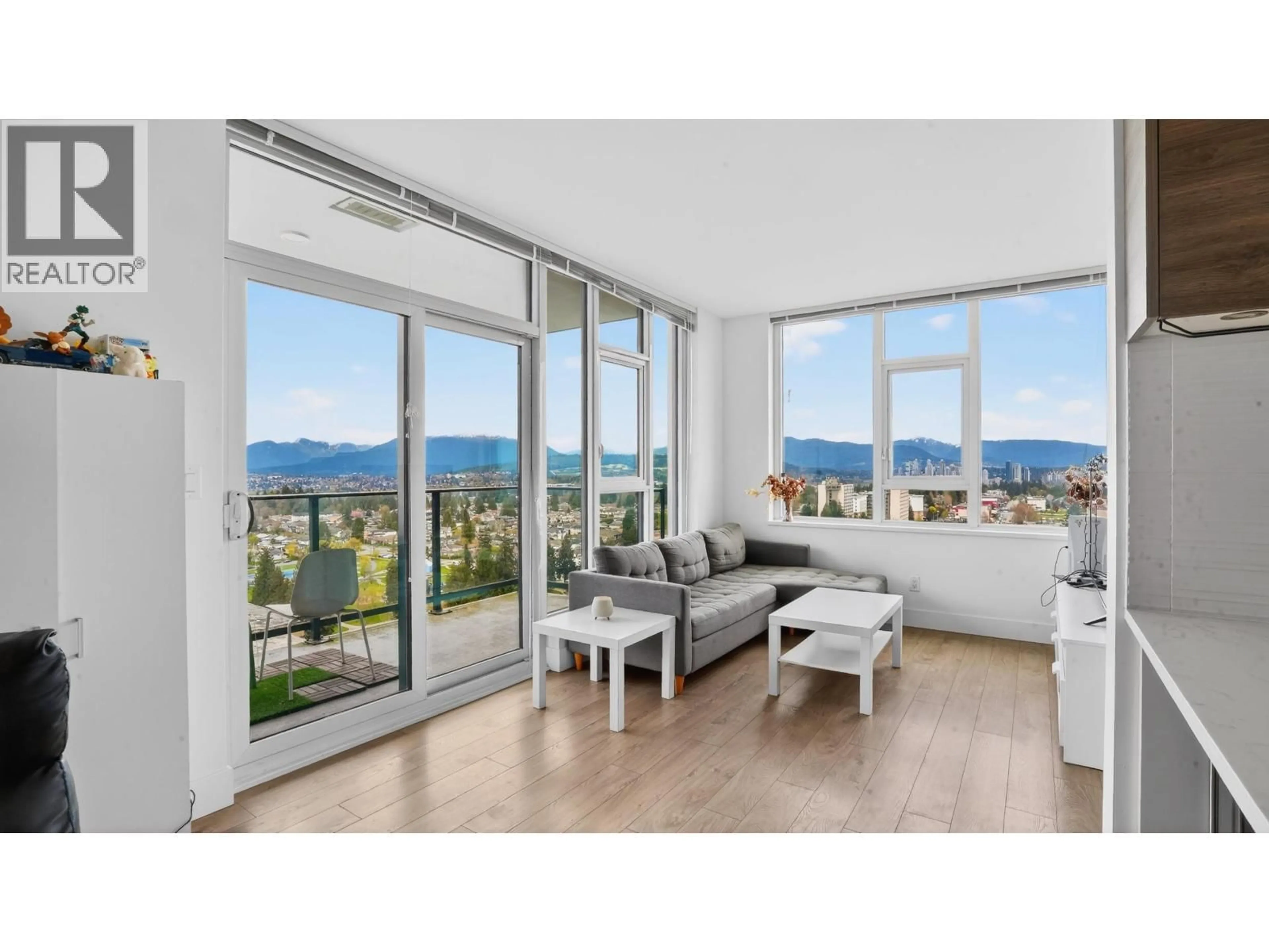 Living room with furniture, unknown for 2205 - 7303 NOBLE LANE, Burnaby British Columbia V3N0H2