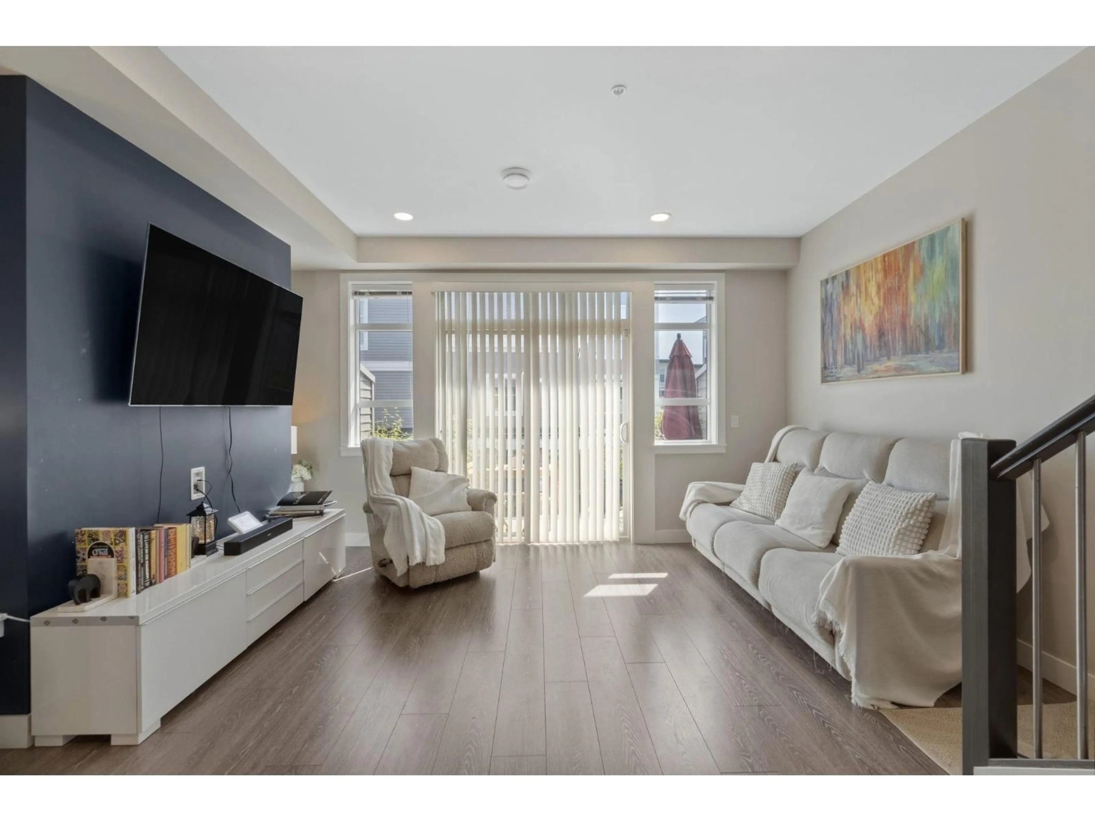 Living room with furniture, unknown for 75 - 8413 MIDTOWN WAY, Chilliwack British Columbia V2P0G7