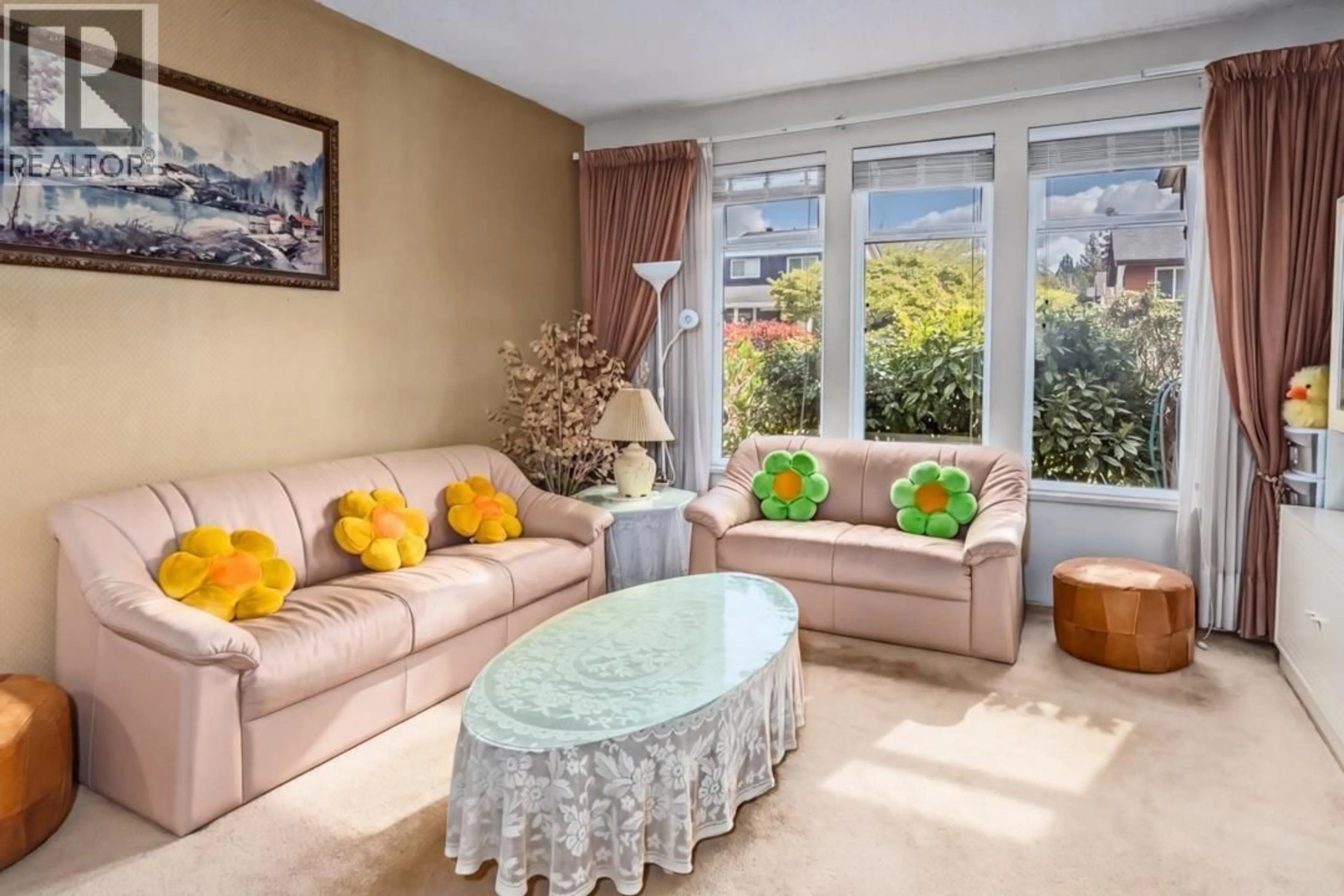 Living room with furniture, unknown for 1304 HORNBY STREET, Coquitlam British Columbia V3E1V4