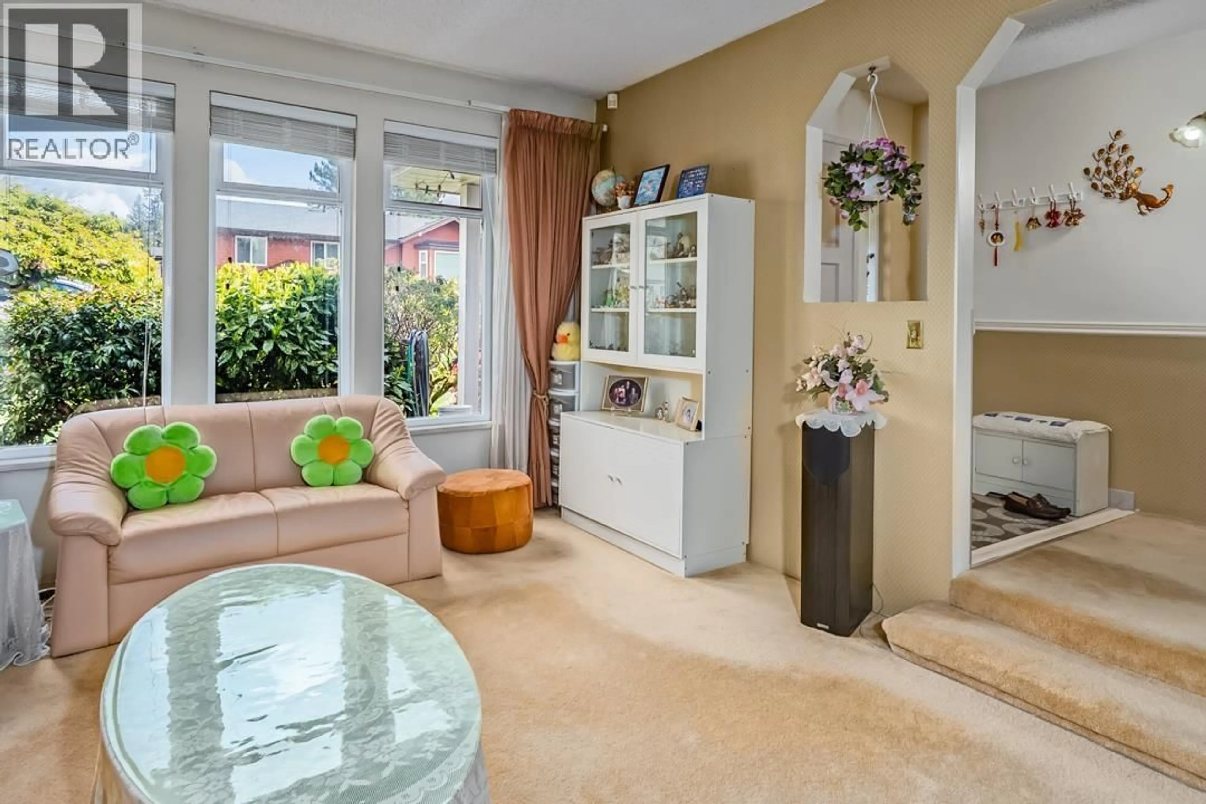 Living room with furniture, unknown for 1304 HORNBY STREET, Coquitlam British Columbia V3E1V4