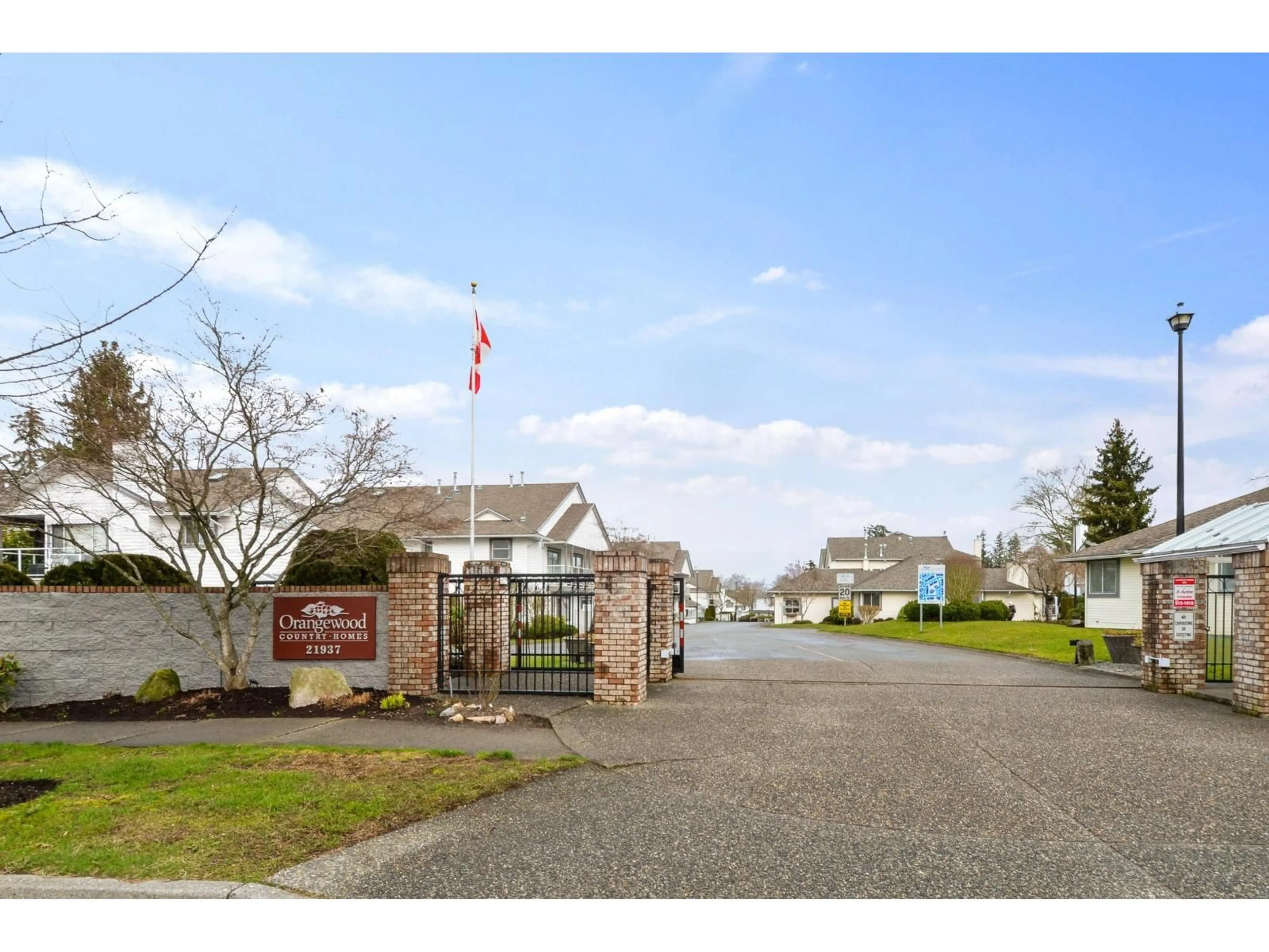 Unknown for 1008 - 21937 48 AVENUE, Langley British Columbia V3A8C3