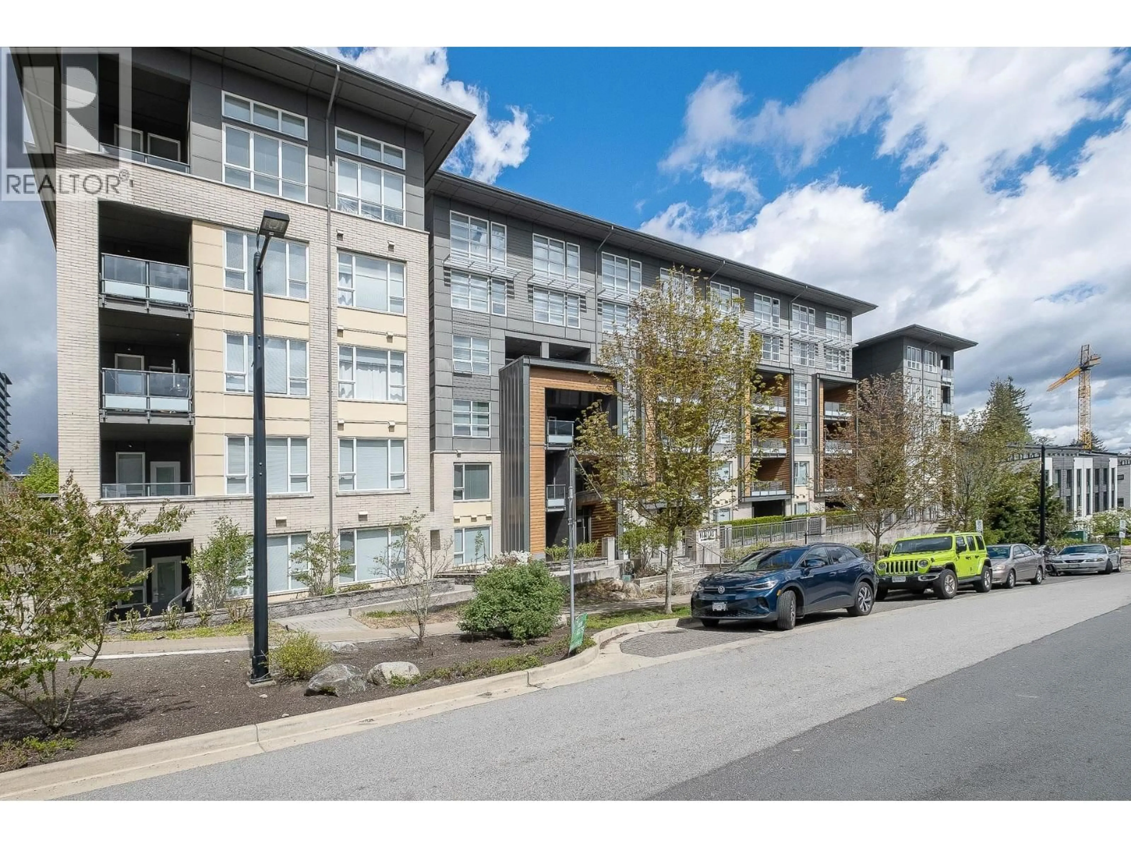 A pic from outside/outdoor area/front of a property/back of a property/a pic from drone, street for 510 - 9877 UNIVERSITY CRESCENT, Burnaby British Columbia V5A0E5