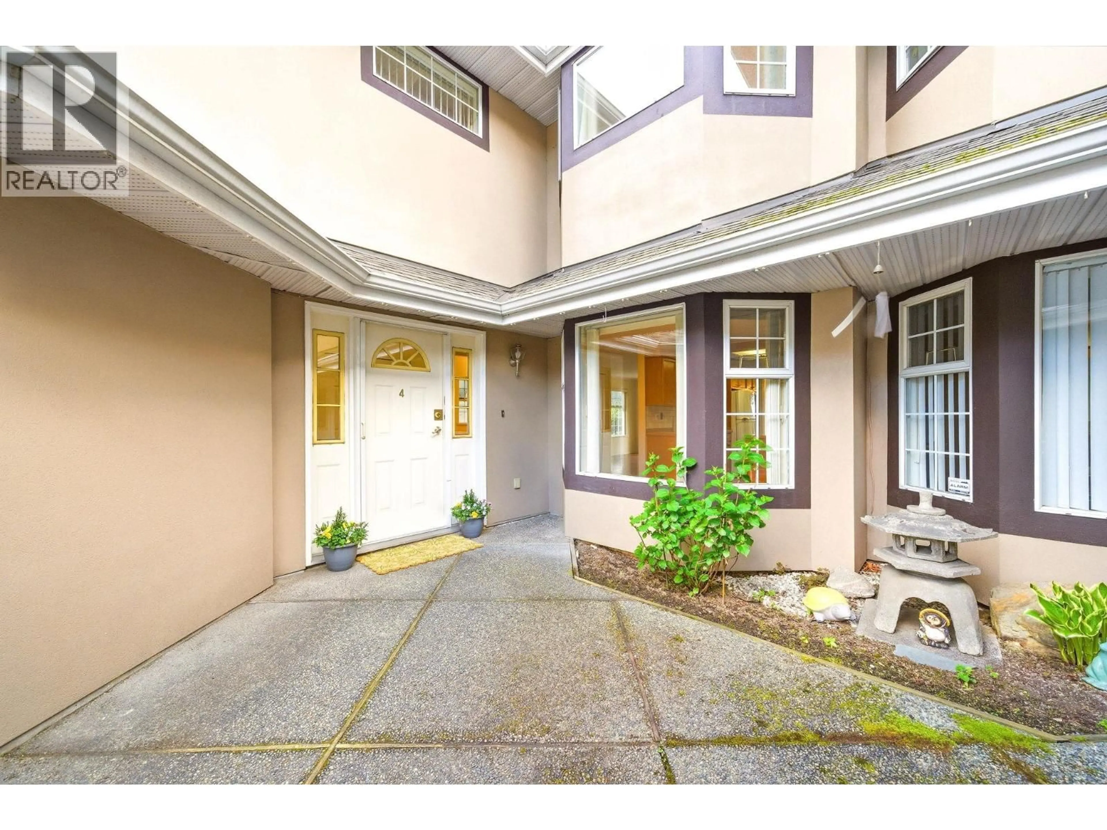 Unknown for 4 - 25 RICHMOND STREET, New Westminster British Columbia V3L5P9