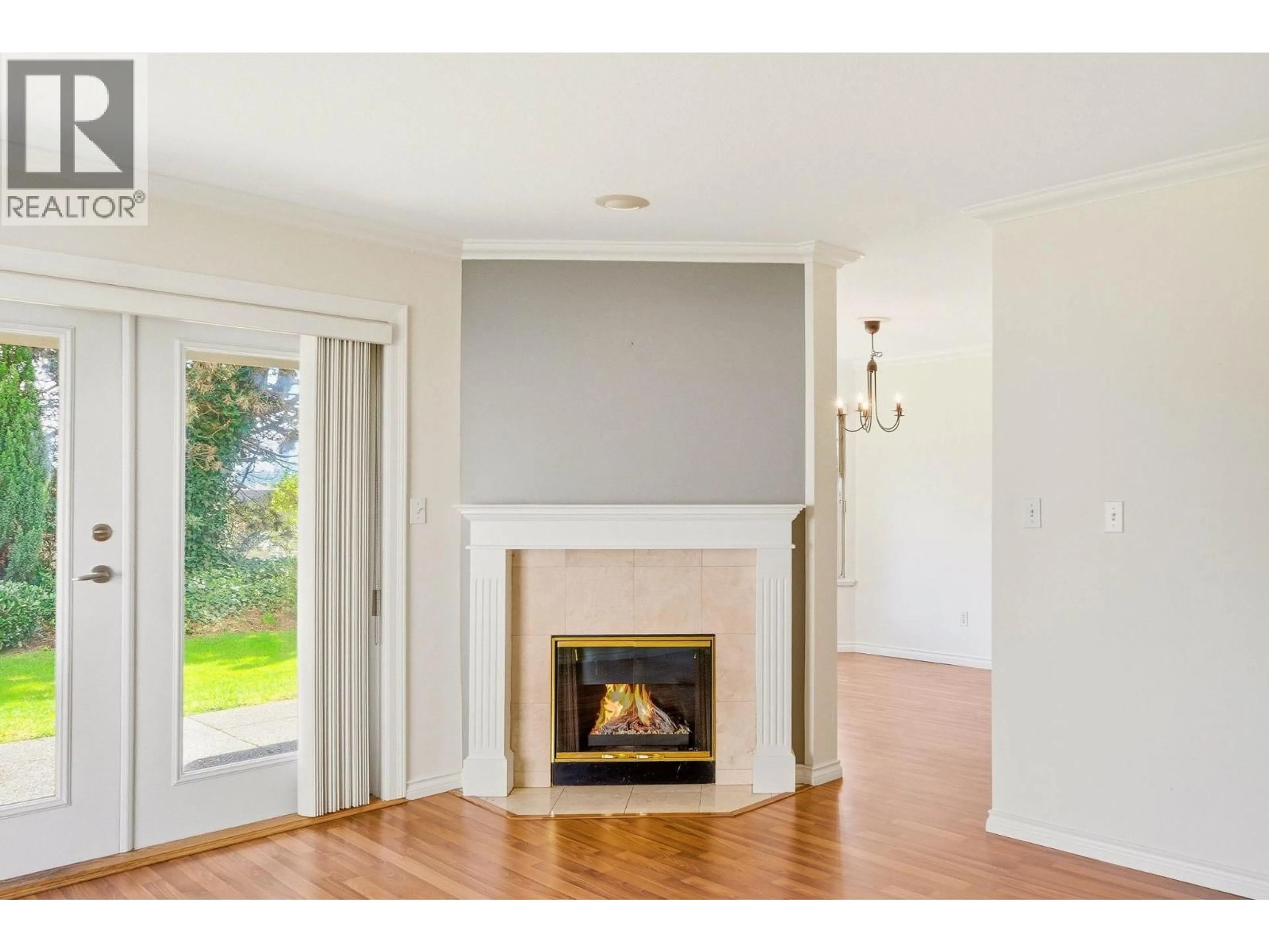 Unknown for 4 - 25 RICHMOND STREET, New Westminster British Columbia V3L5P9