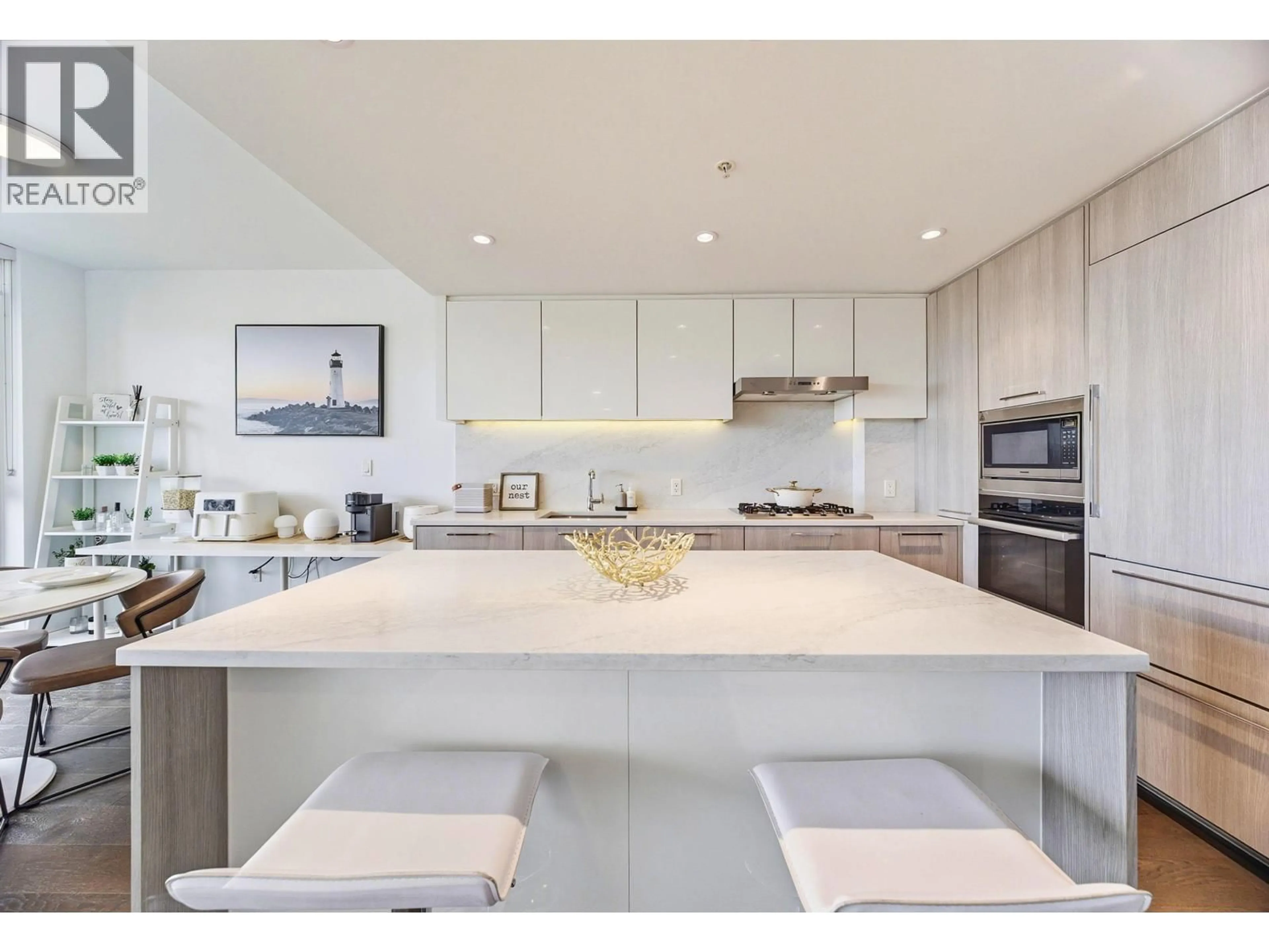 Contemporary kitchen, unknown for 1203 - 8199 CAPSTAN WAY, Richmond British Columbia V6X0V1