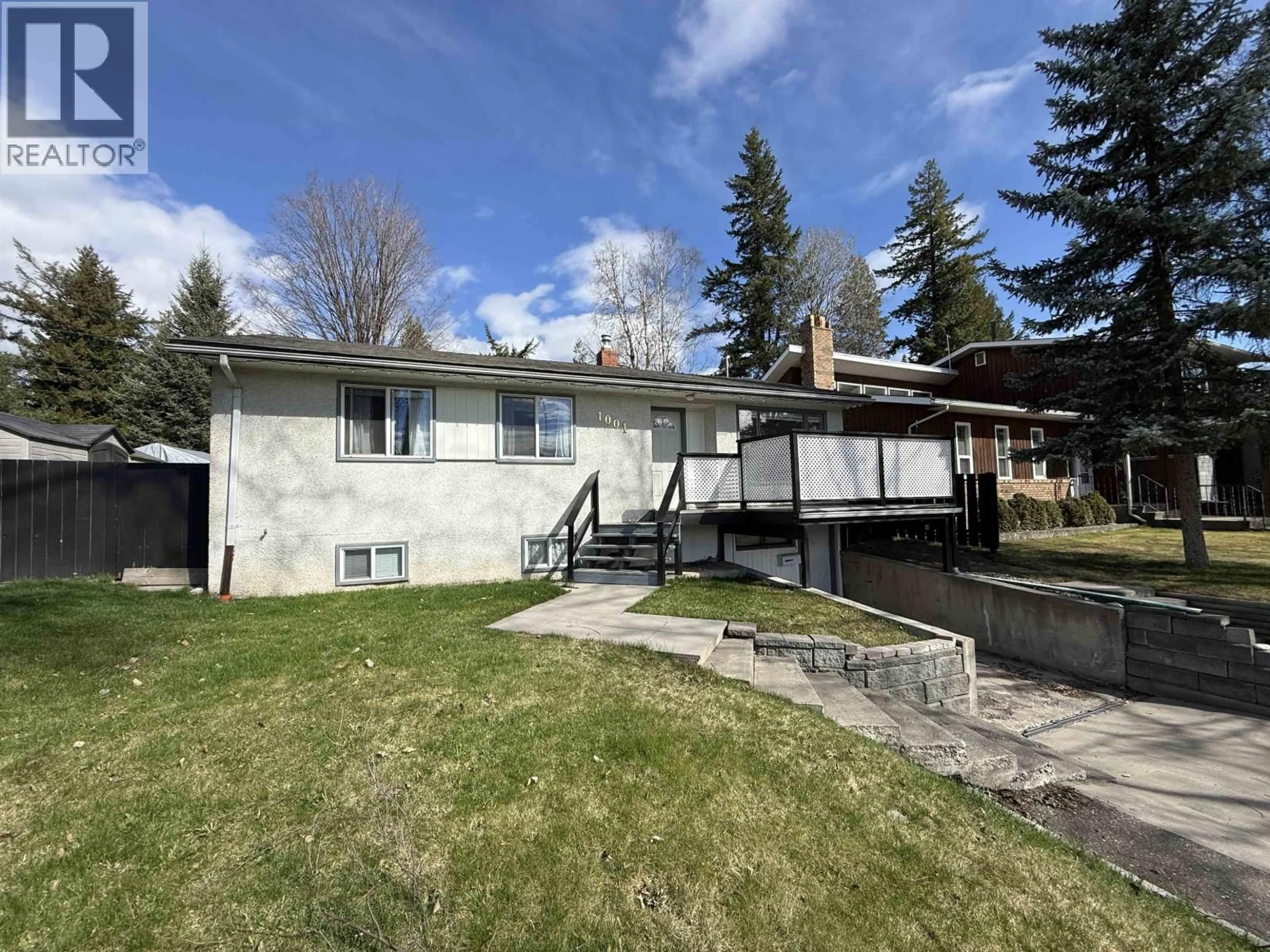 A pic from outside/outdoor area/front of a property/back of a property/a pic from drone, street for 1001 JOHNSTON AVENUE, Quesnel British Columbia V2J3B9