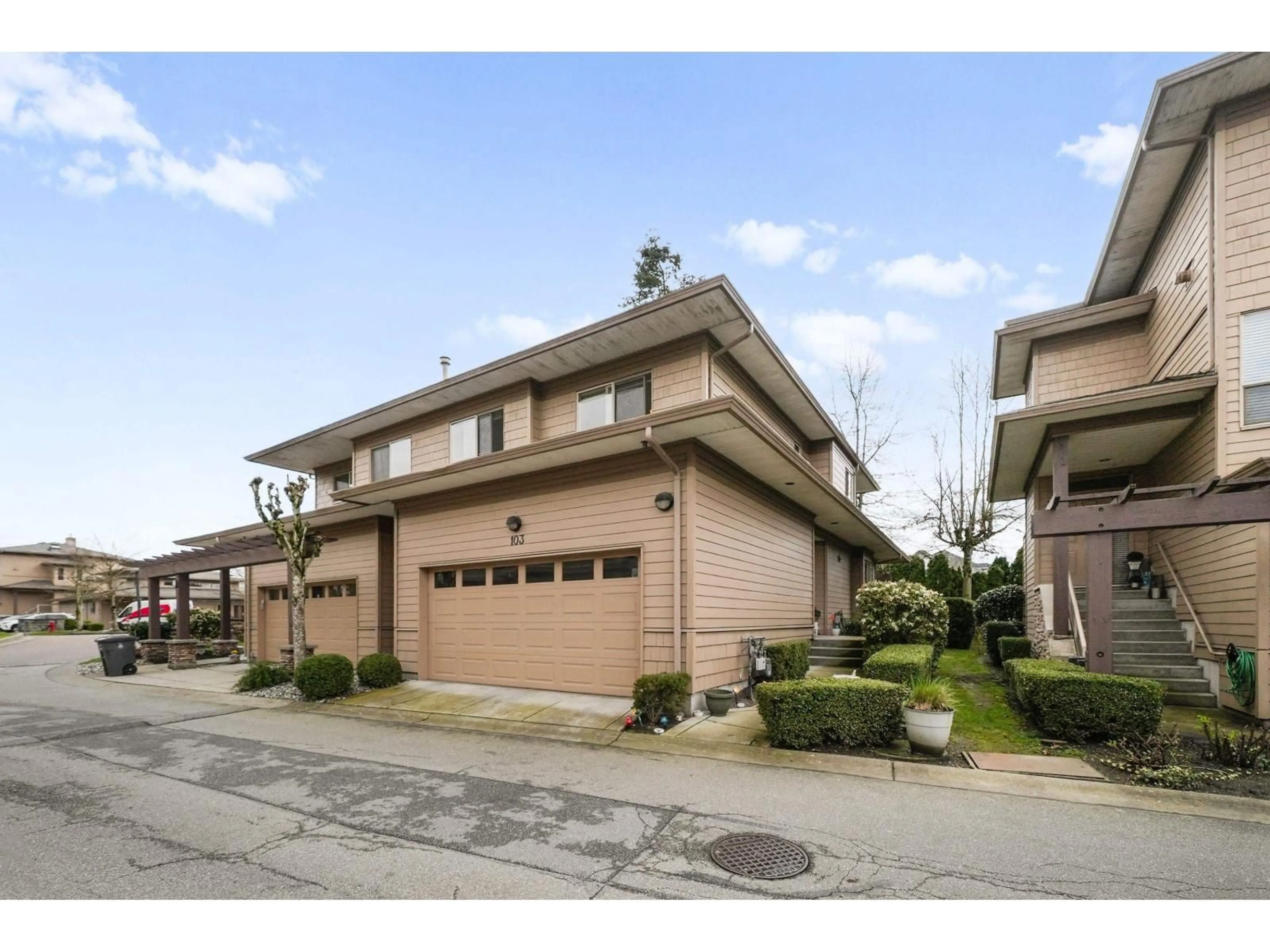 Unknown for 103 - 16655 64 AVENUE, Surrey British Columbia V3S3V1