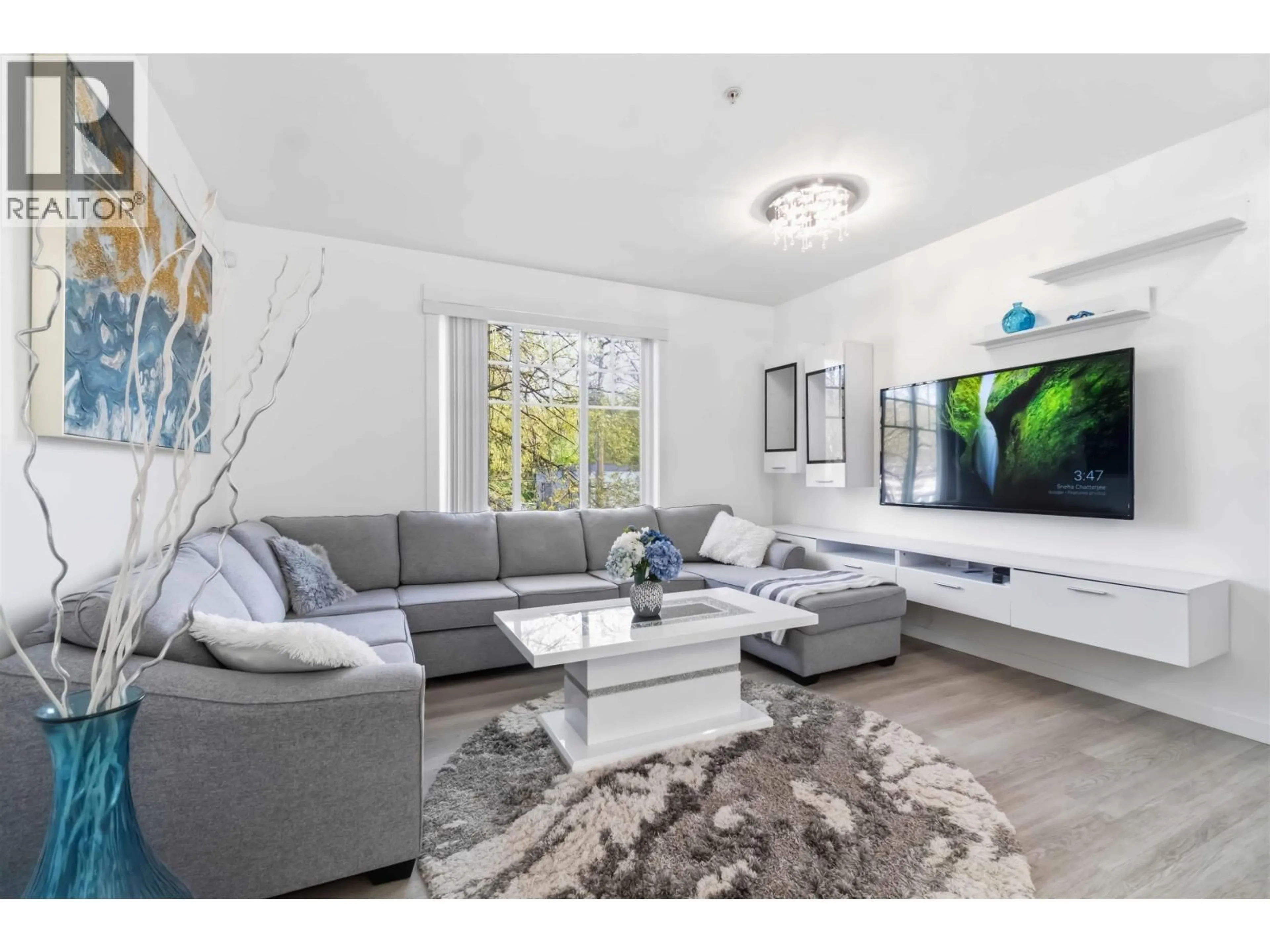 Living room with furniture, unknown for 4032 - 2655 BEDFORD STREET, Port Coquitlam British Columbia V3C0B8