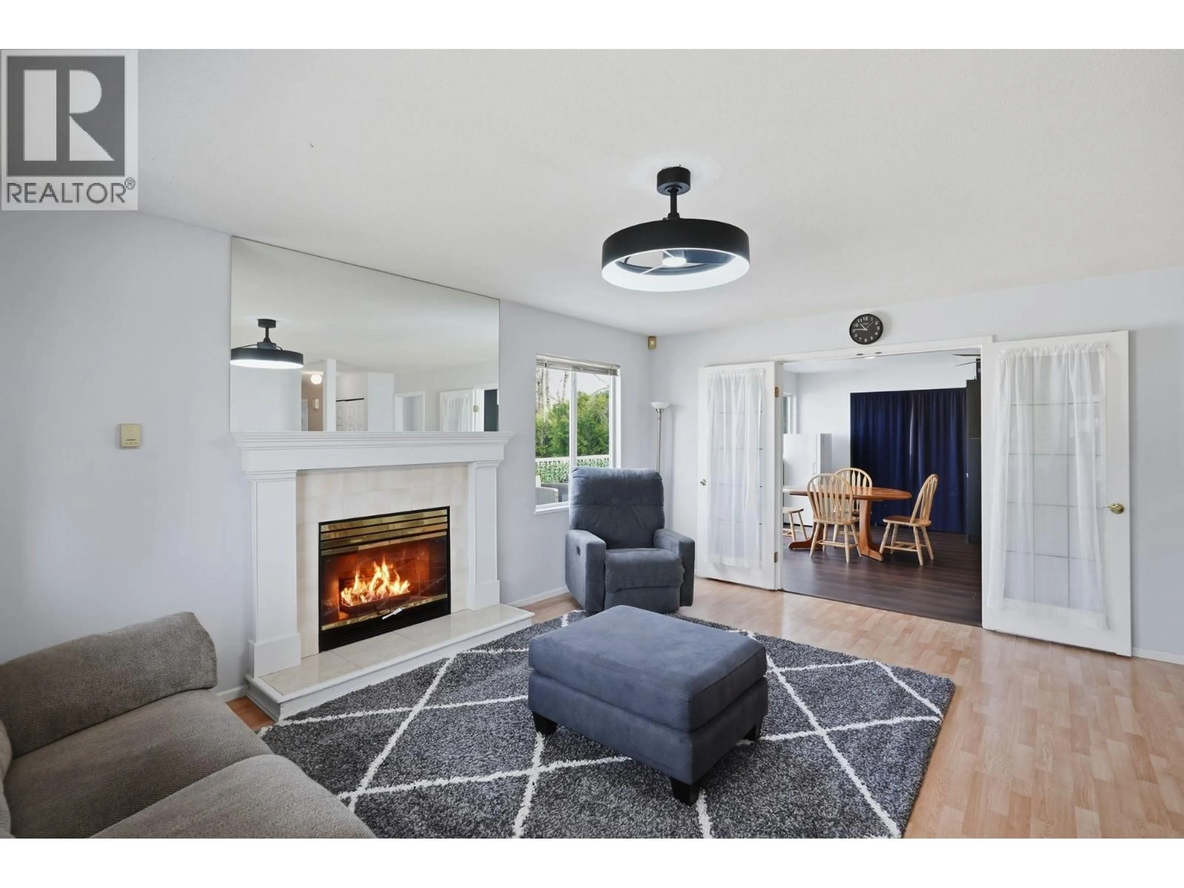Living room with furniture, unknown for 5 - 11954 HAWTHORNE STREET, Maple Ridge British Columbia V2X6V4