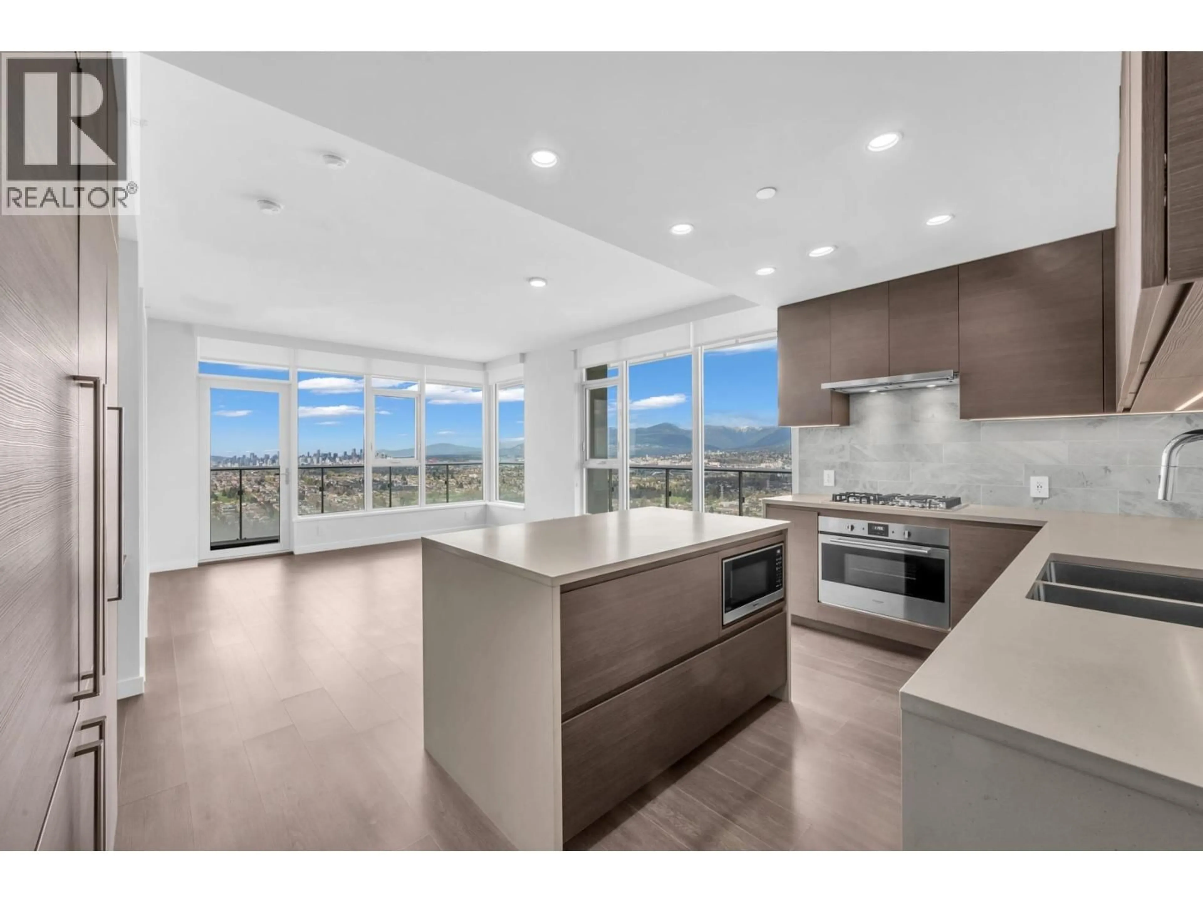 Open concept kitchen, unknown for 4910 - 2108 GILMORE AVENUE, Burnaby British Columbia V5C0N8