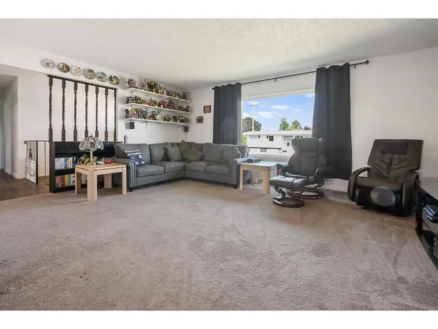 8789 BUTCHART STREET, Chilliwack 5