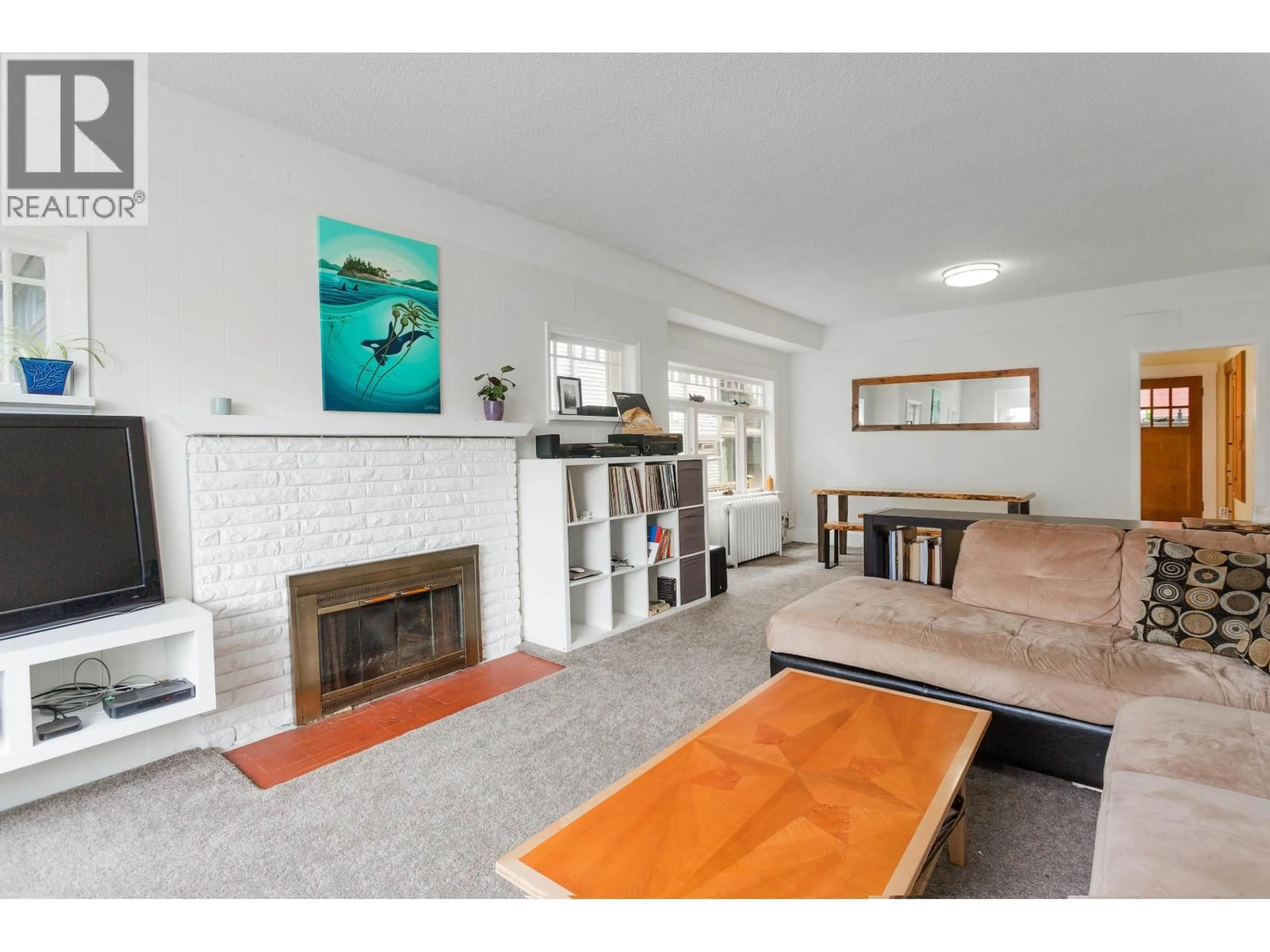 Living room with furniture, unknown for 3086 2ND AVENUE, Vancouver British Columbia V6K1K4