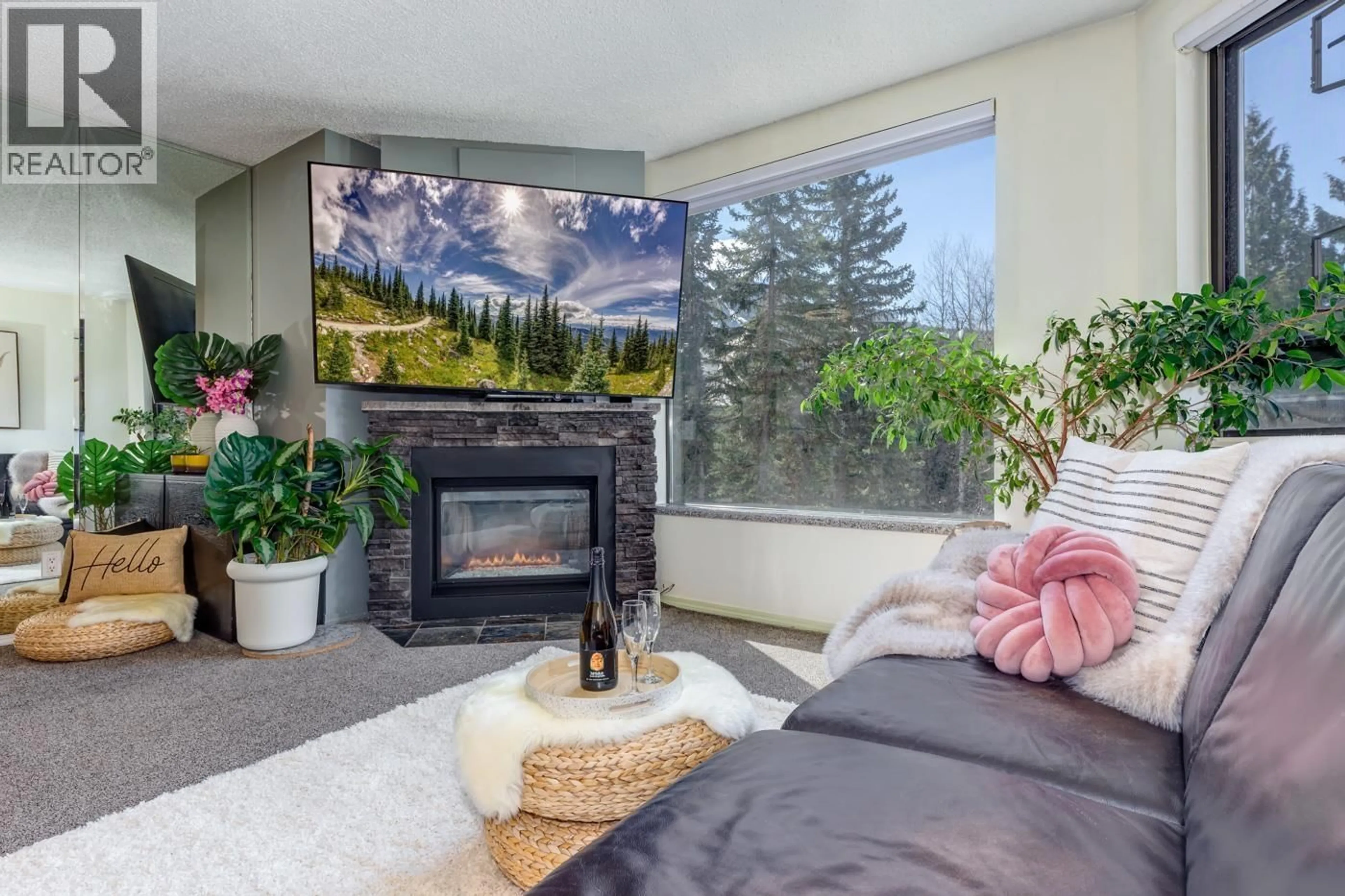 Home theater for 414 - 4809 SPEARHEAD DRIVE, Whistler British Columbia V0N1B0