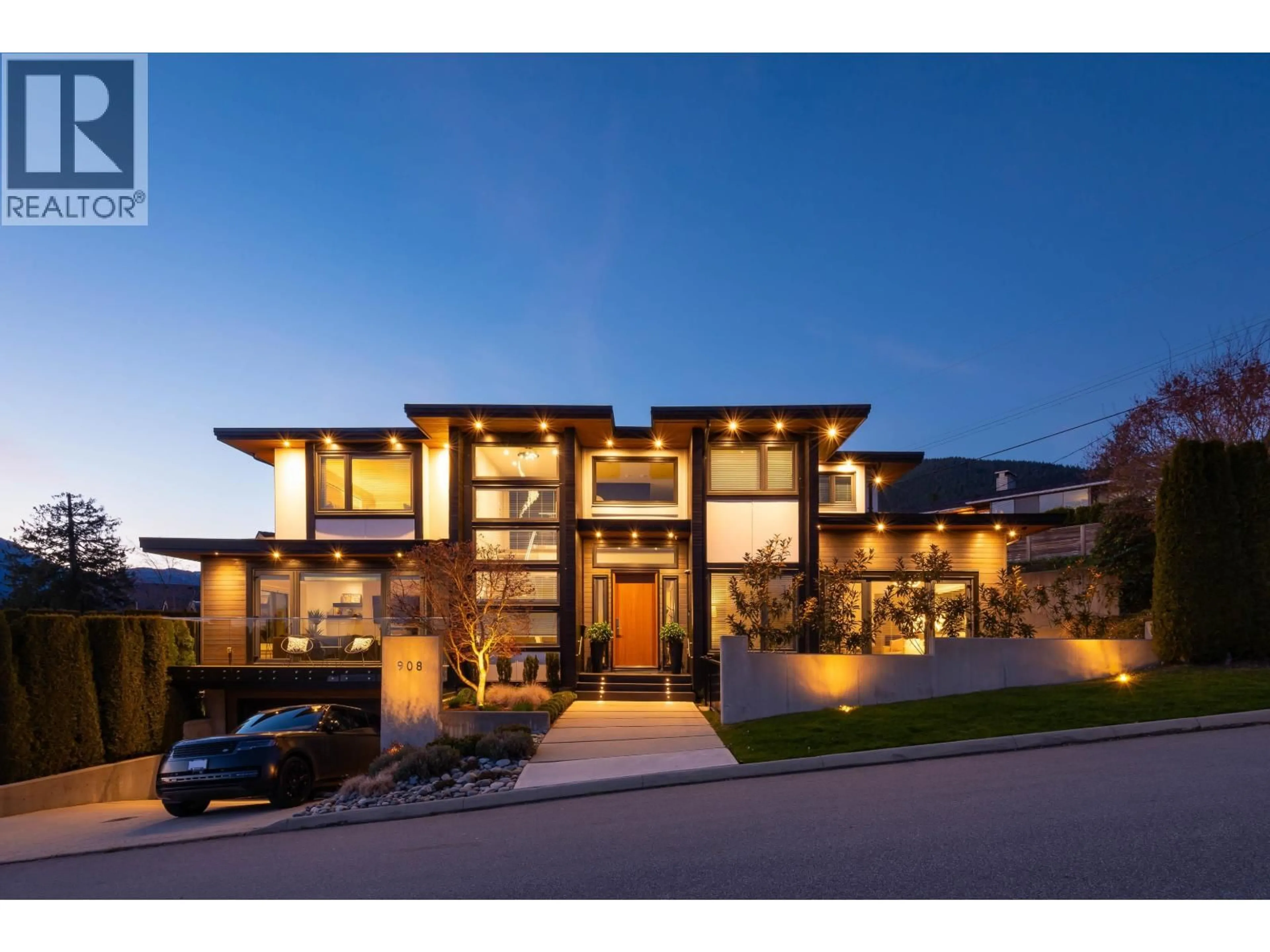 Home with brick exterior material, street for 908 BEACONSFIELD ROAD, North Vancouver British Columbia V7R1S8