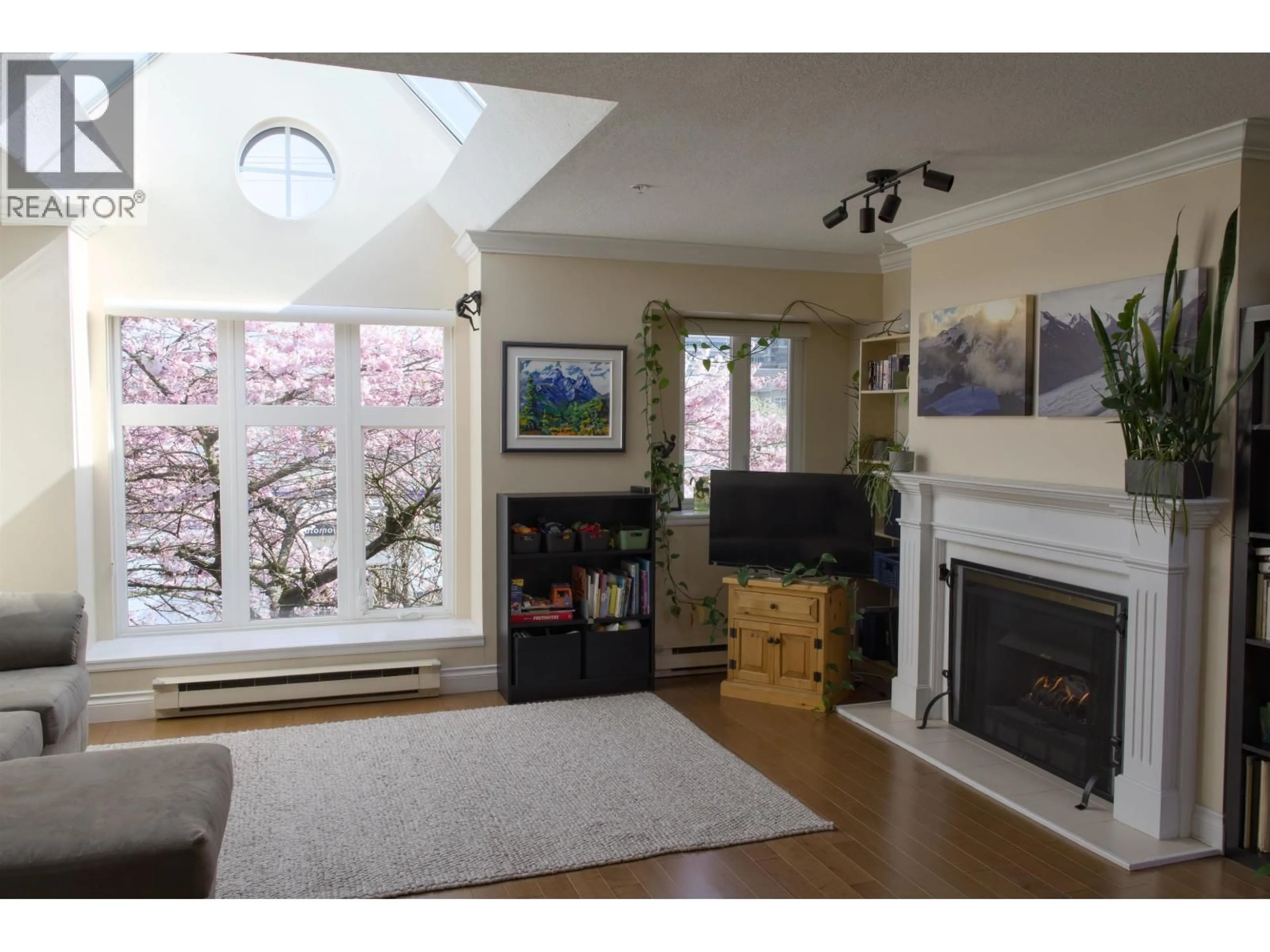 Unknown for 2251 HEATHER STREET, Vancouver British Columbia V5Z4J9