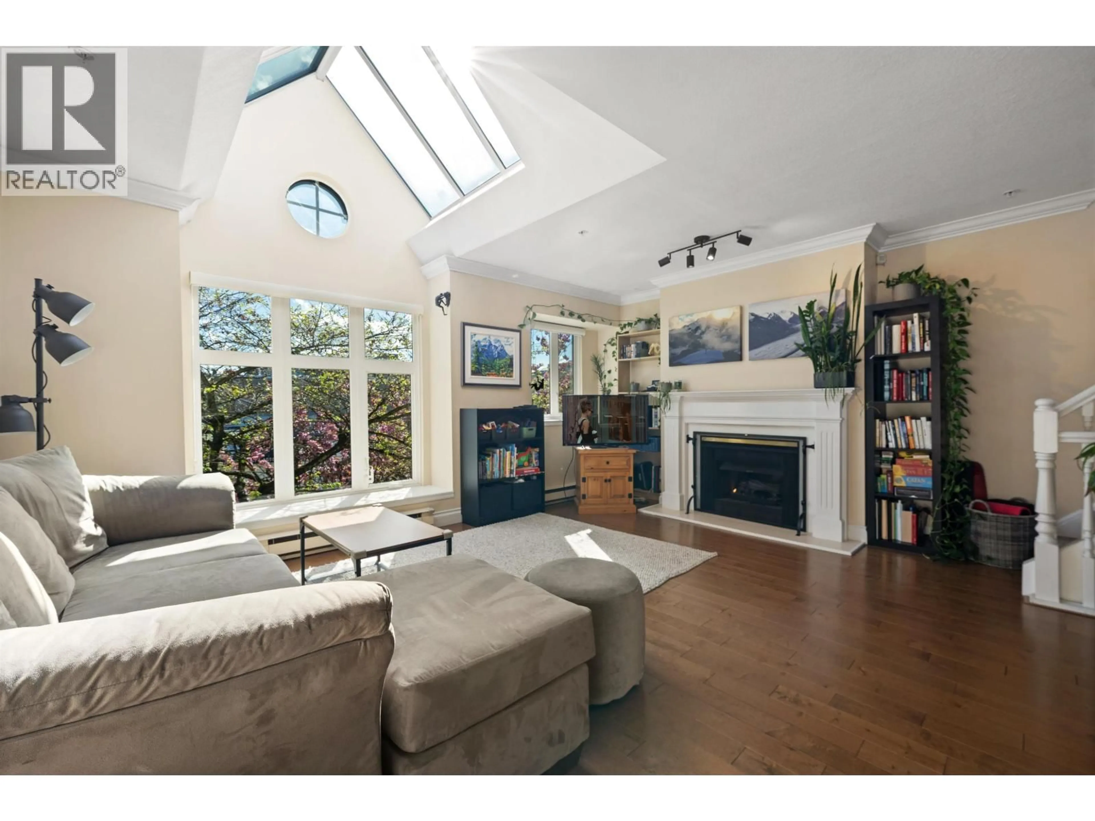 Living room with furniture, unknown for 2251 HEATHER STREET, Vancouver British Columbia V5Z4J9