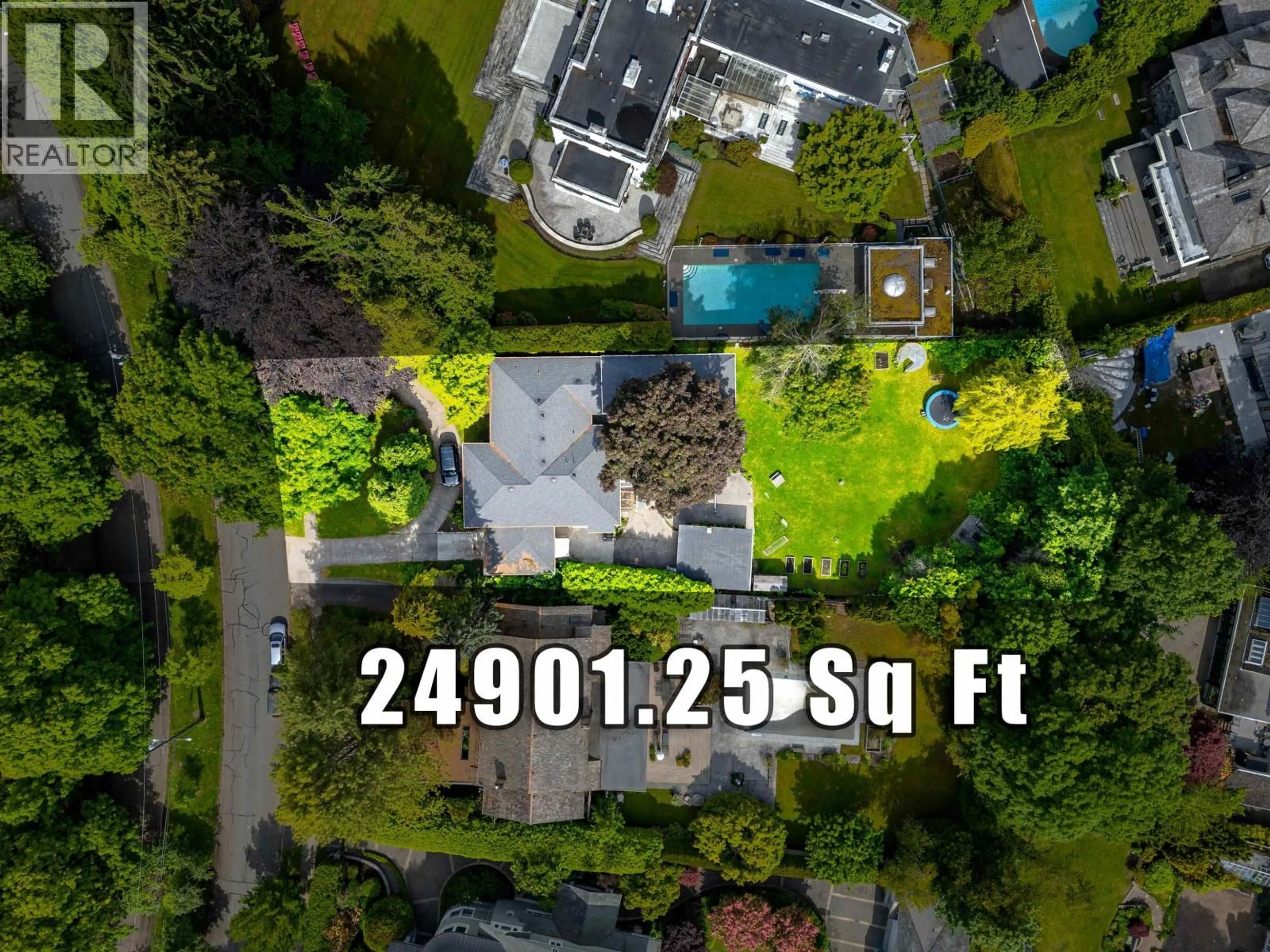 A pic from outside/outdoor area/front of a property/back of a property/a pic from drone, street for 3350 OSLER STREET, Vancouver British Columbia V6H2W3