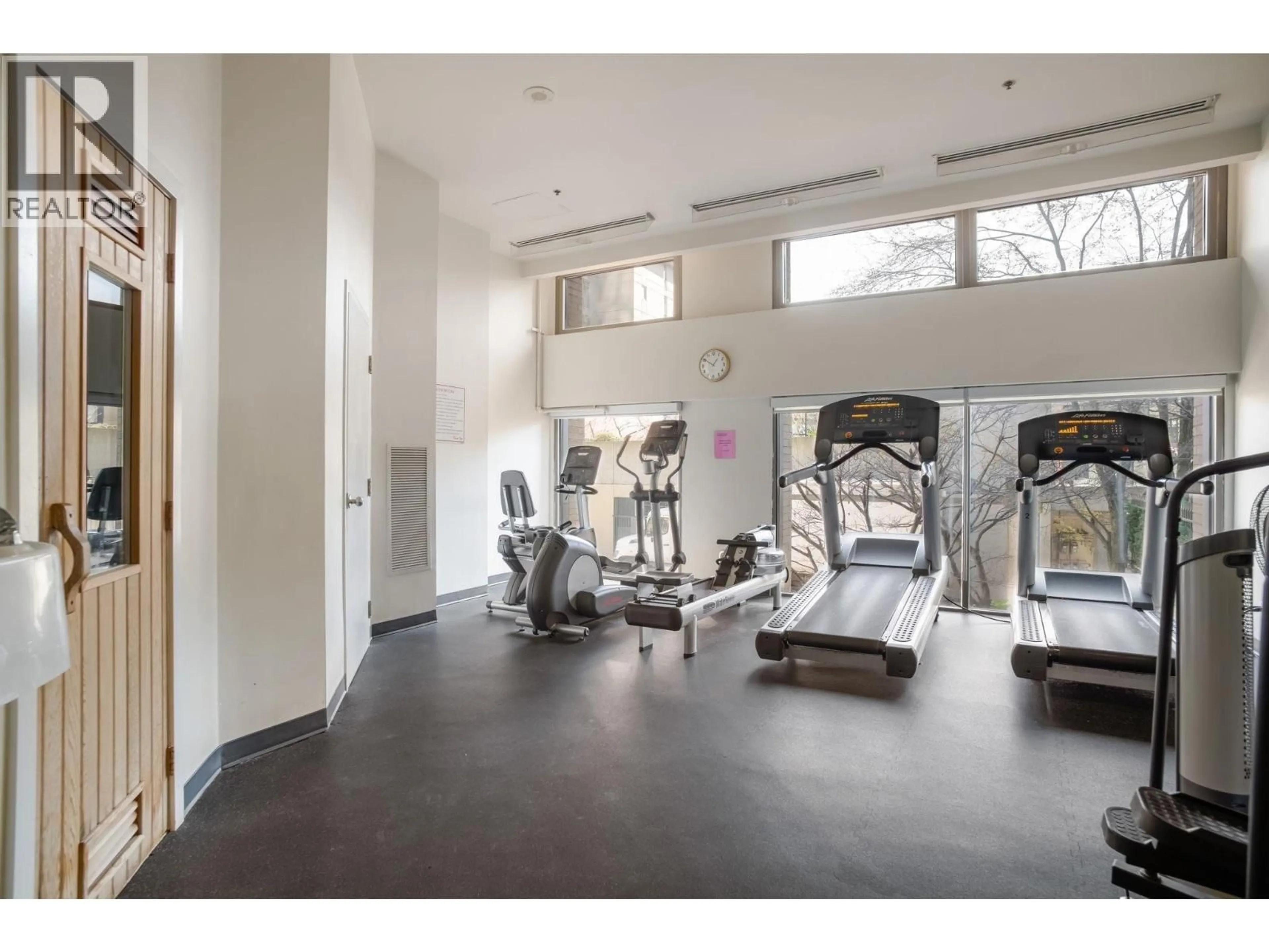 Indoor foyer for 2101 - 1188 RICHARDS STREET, Vancouver British Columbia V6B3E6