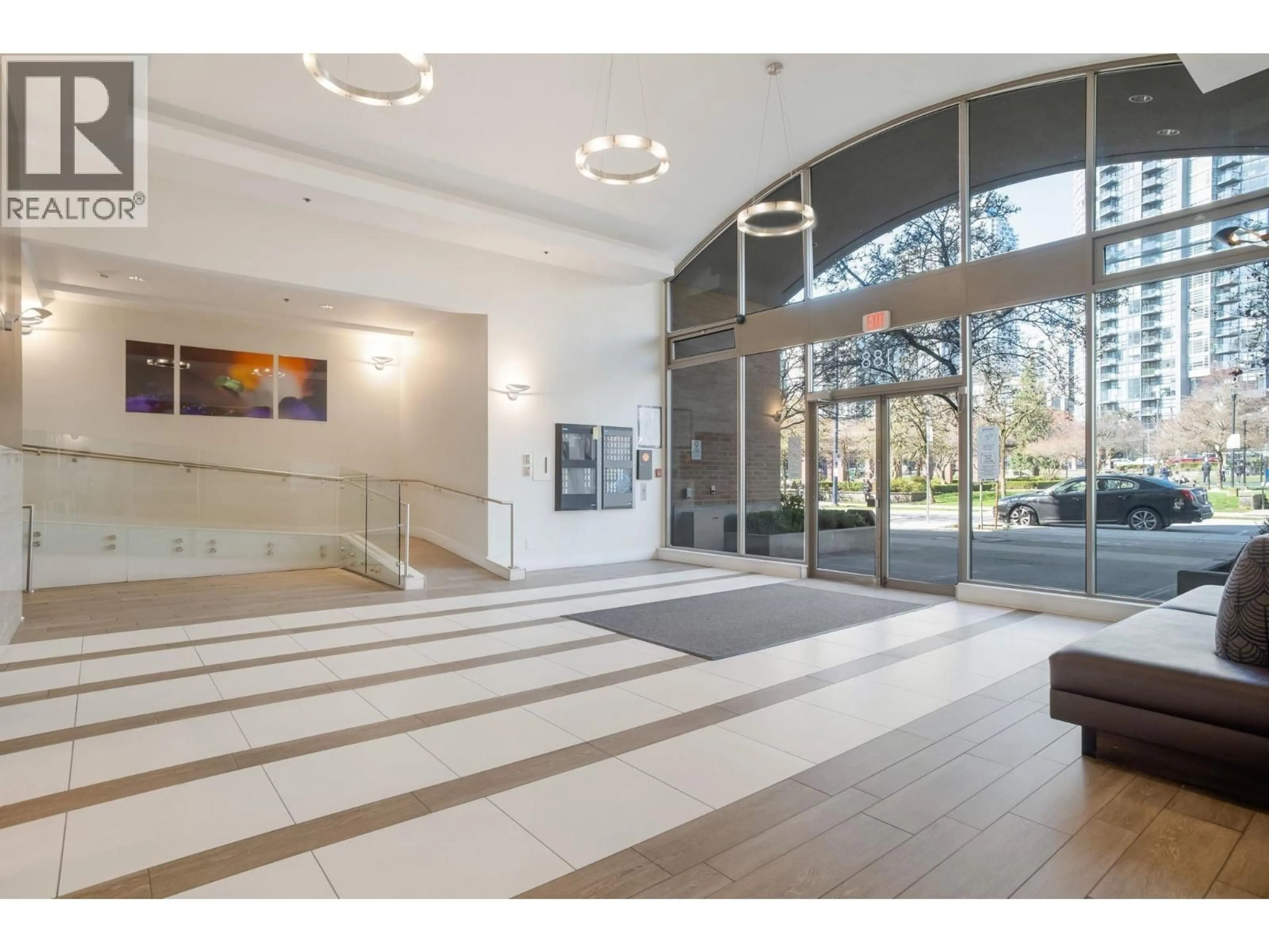 Indoor foyer for 2101 - 1188 RICHARDS STREET, Vancouver British Columbia V6B3E6