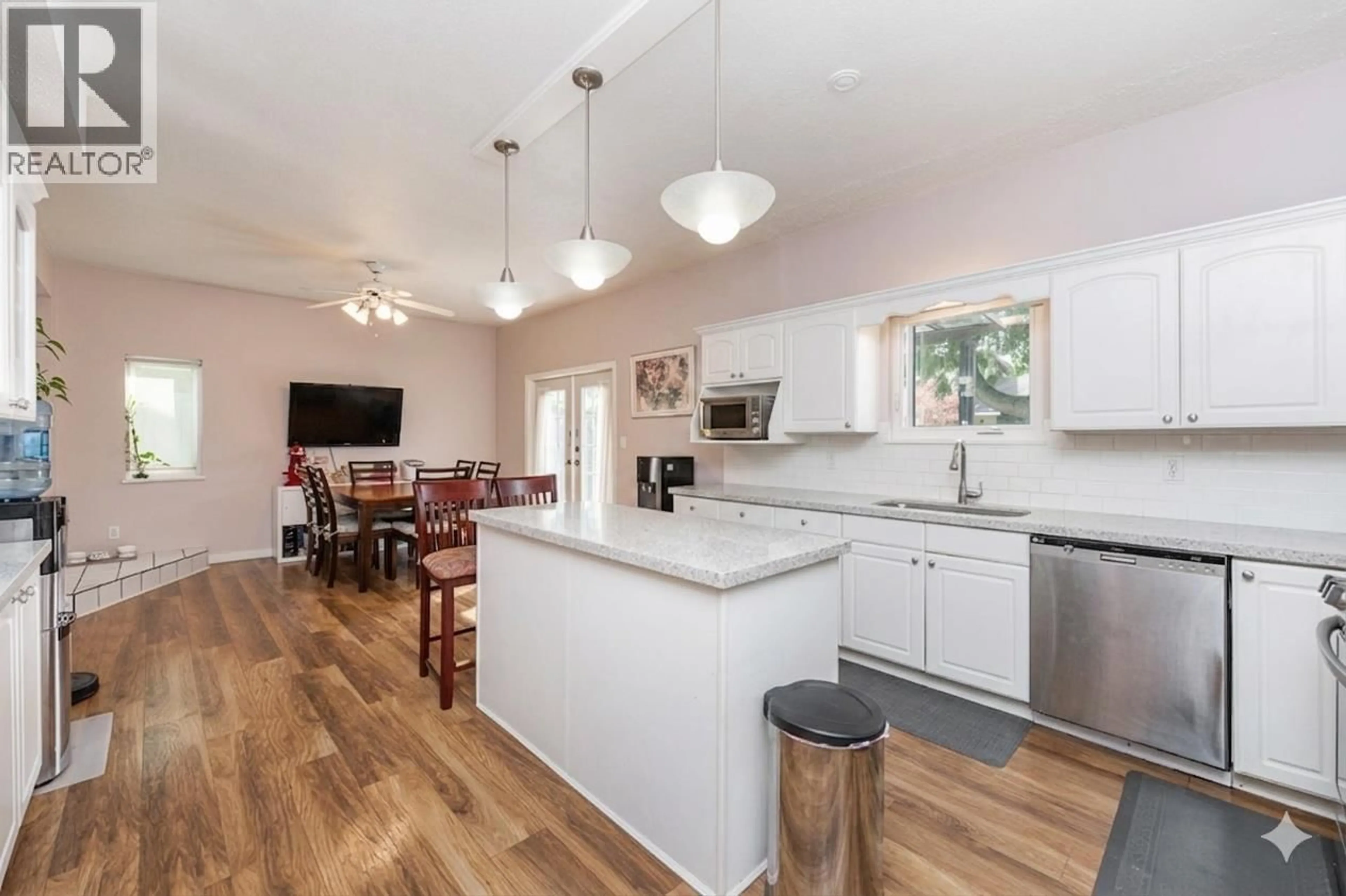 Open concept kitchen, unknown for 1136 LANSDOWNE DRIVE, Coquitlam British Columbia V3B5R3