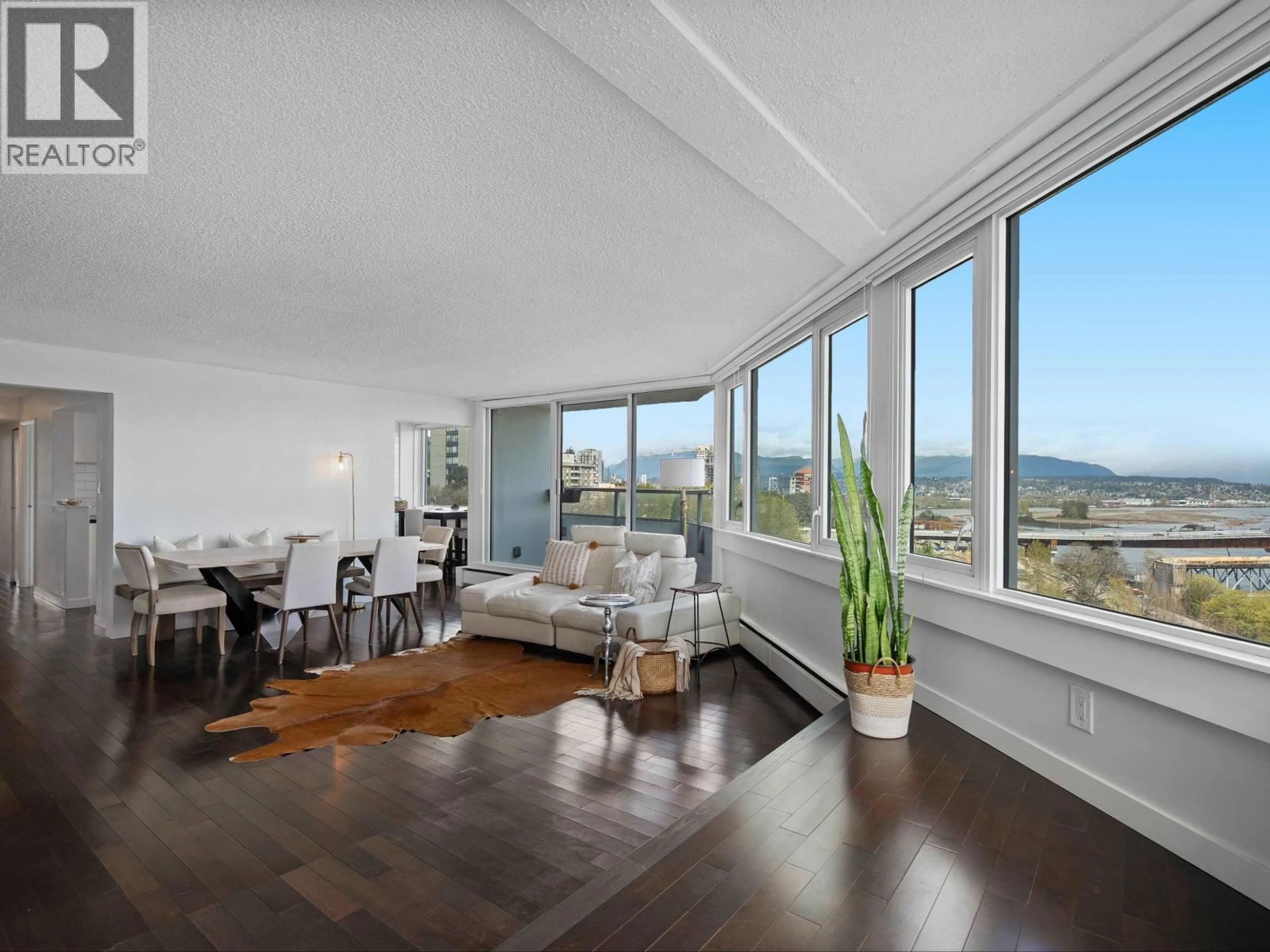 Living room with furniture, wood/laminate floor for 1203 - 31 ELLIOT STREET, New Westminster British Columbia V3L5C9