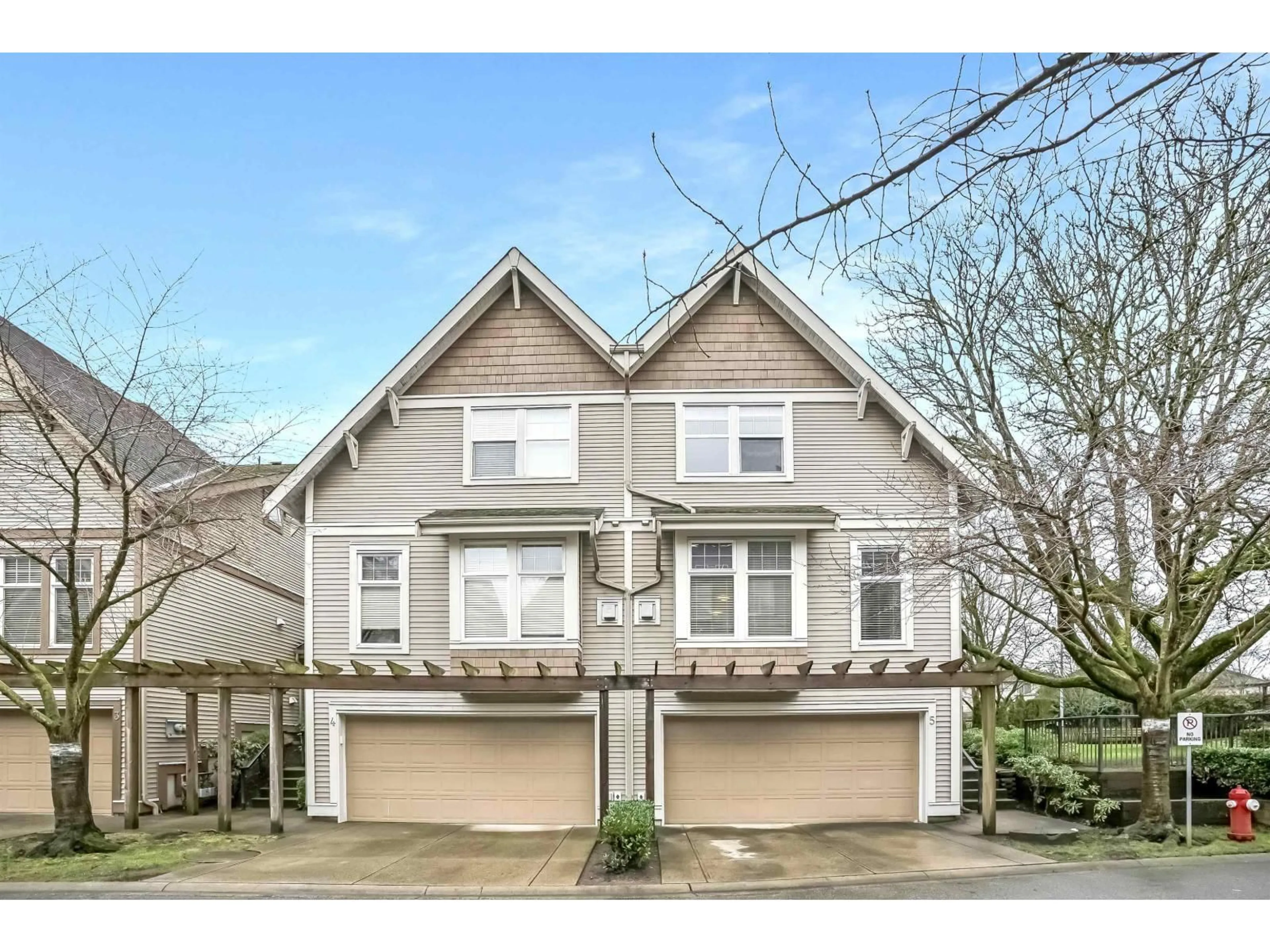 Home with vinyl exterior material, street for 5 - 6588 188 STREET, Surrey British Columbia V3S1Z6