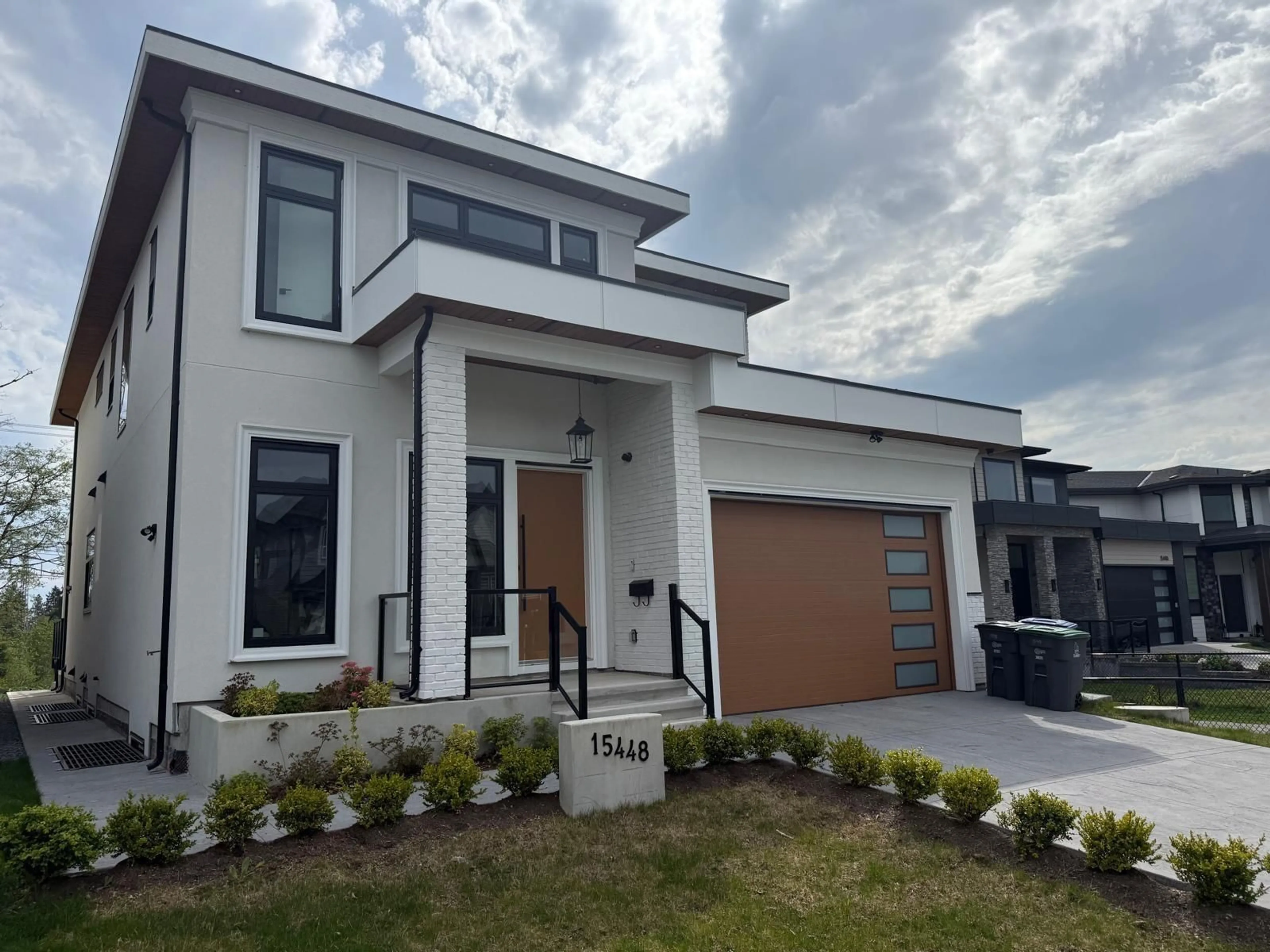 Home with vinyl exterior material, street for 15448 76B AVENUE, Surrey British Columbia V3S3P3