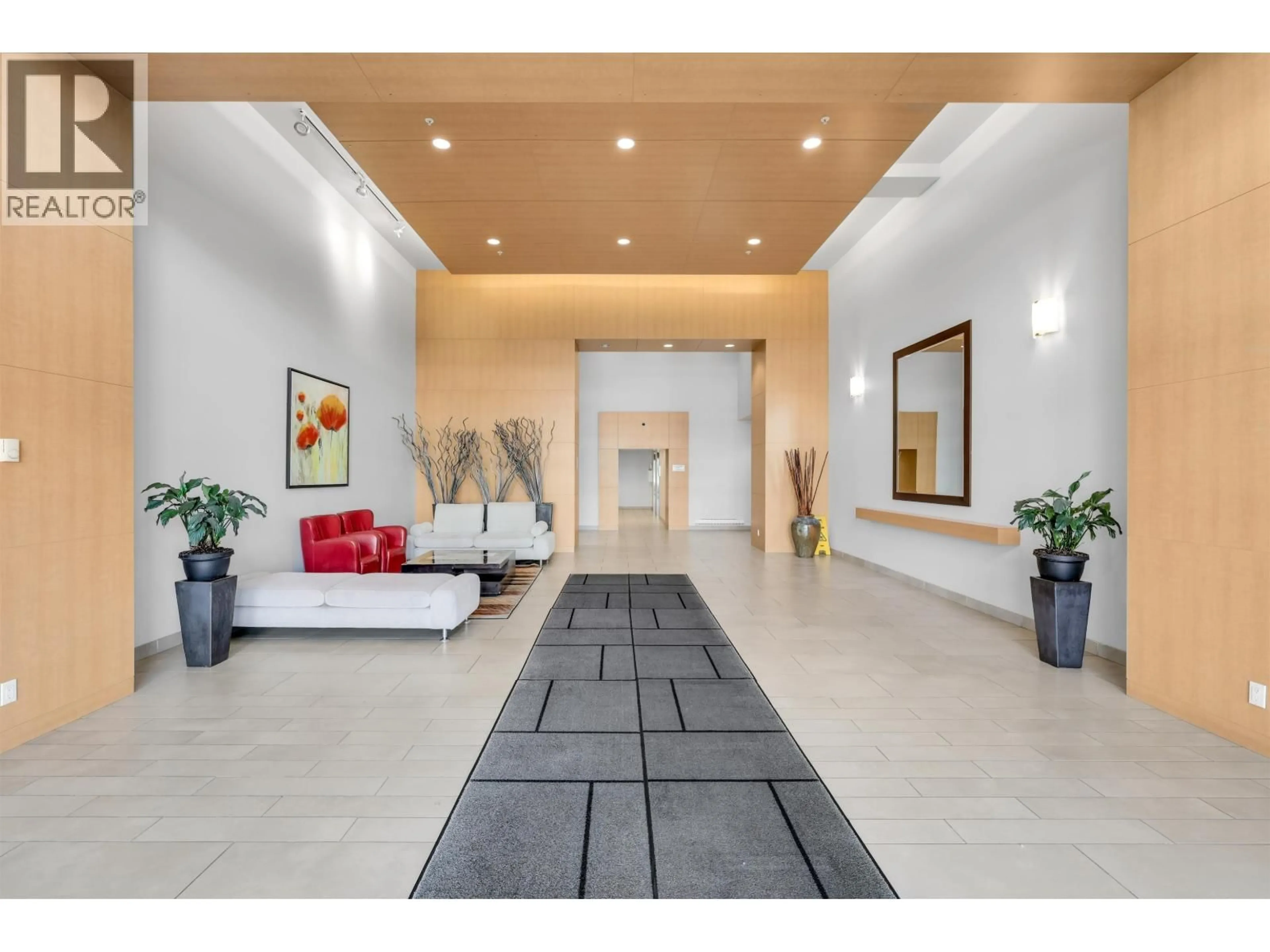 Indoor foyer for 1301 - 7888 SABA ROAD, Richmond British Columbia V6Y0A2