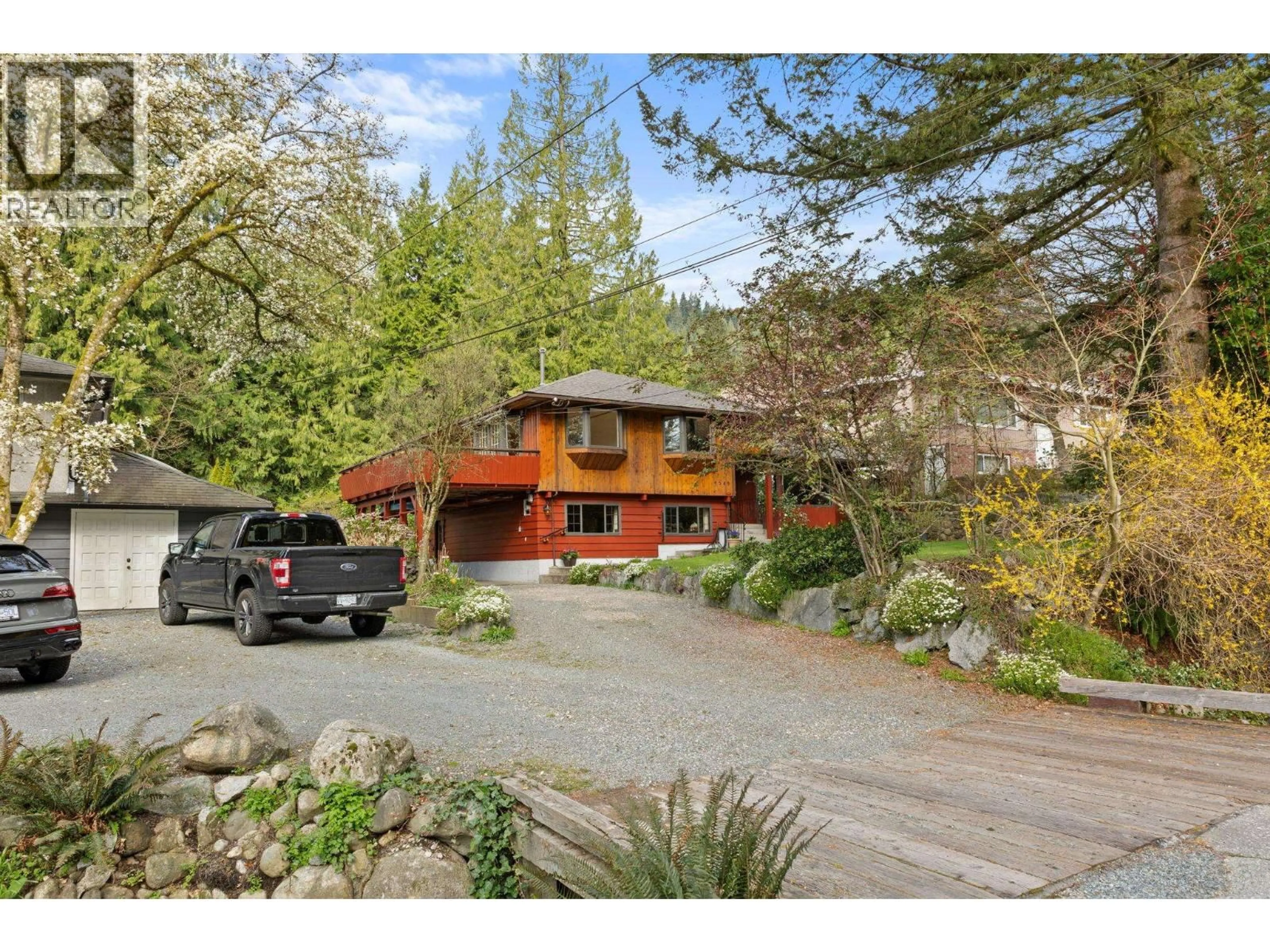 Unknown for 4589 RAMSAY ROAD, North Vancouver British Columbia V7K2N6