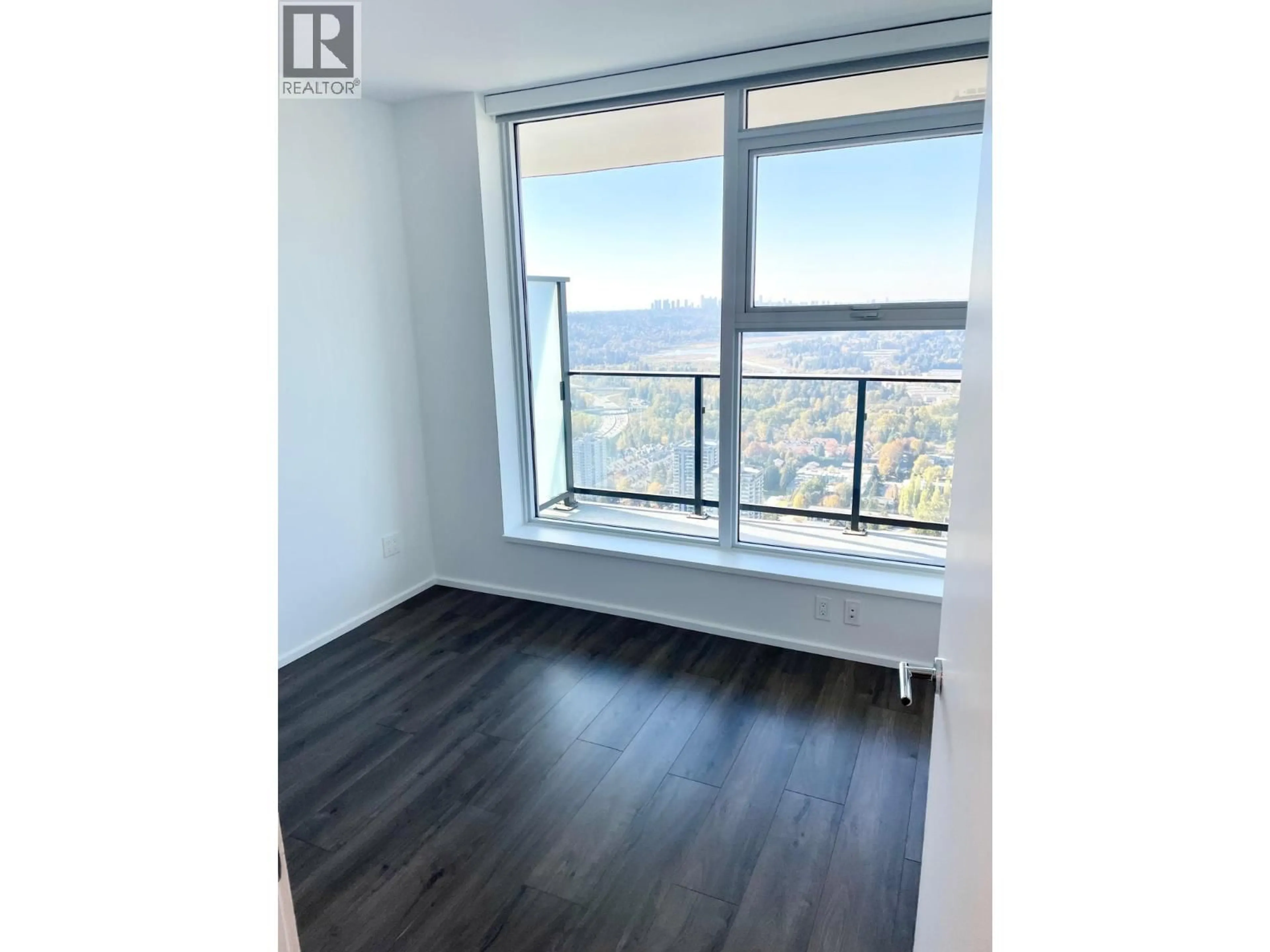 A pic of a room for 5304 - 3809 EVERGREEN PLACE, Burnaby British Columbia V3J0M1