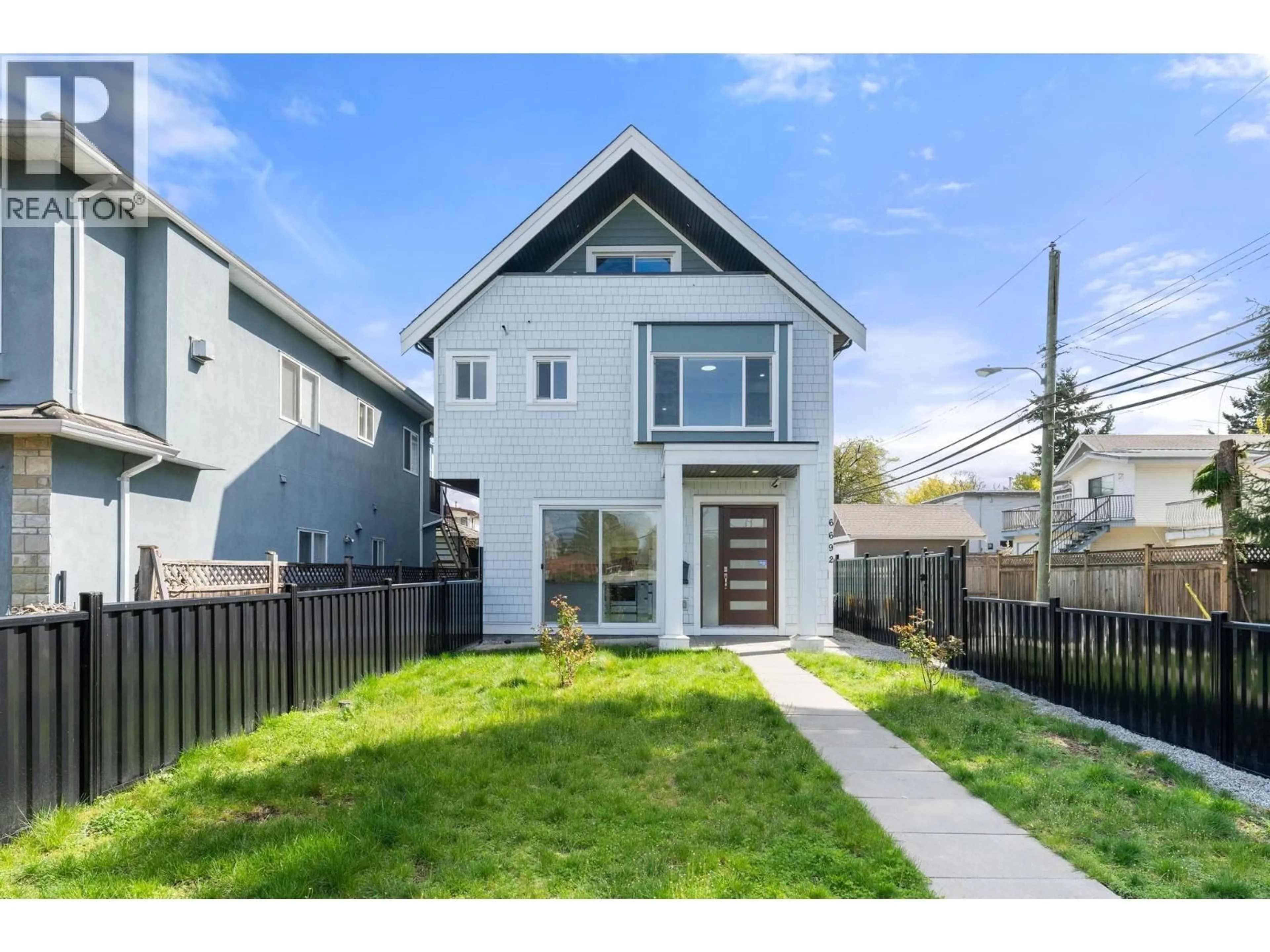 Unknown for 6692 NANAIMO STREET, Vancouver British Columbia V5P4L2