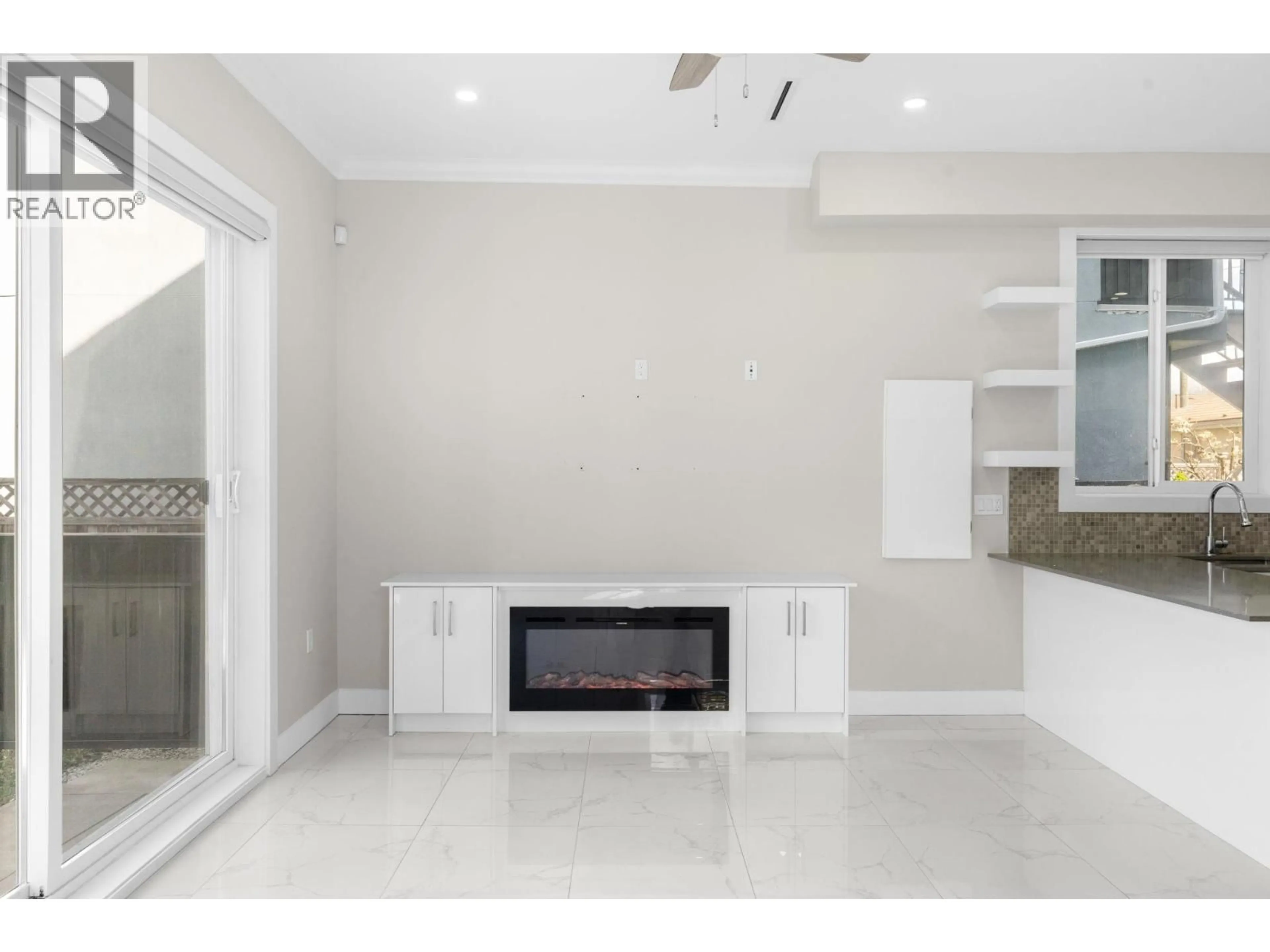 Unknown for 6692 NANAIMO STREET, Vancouver British Columbia V5P4L2