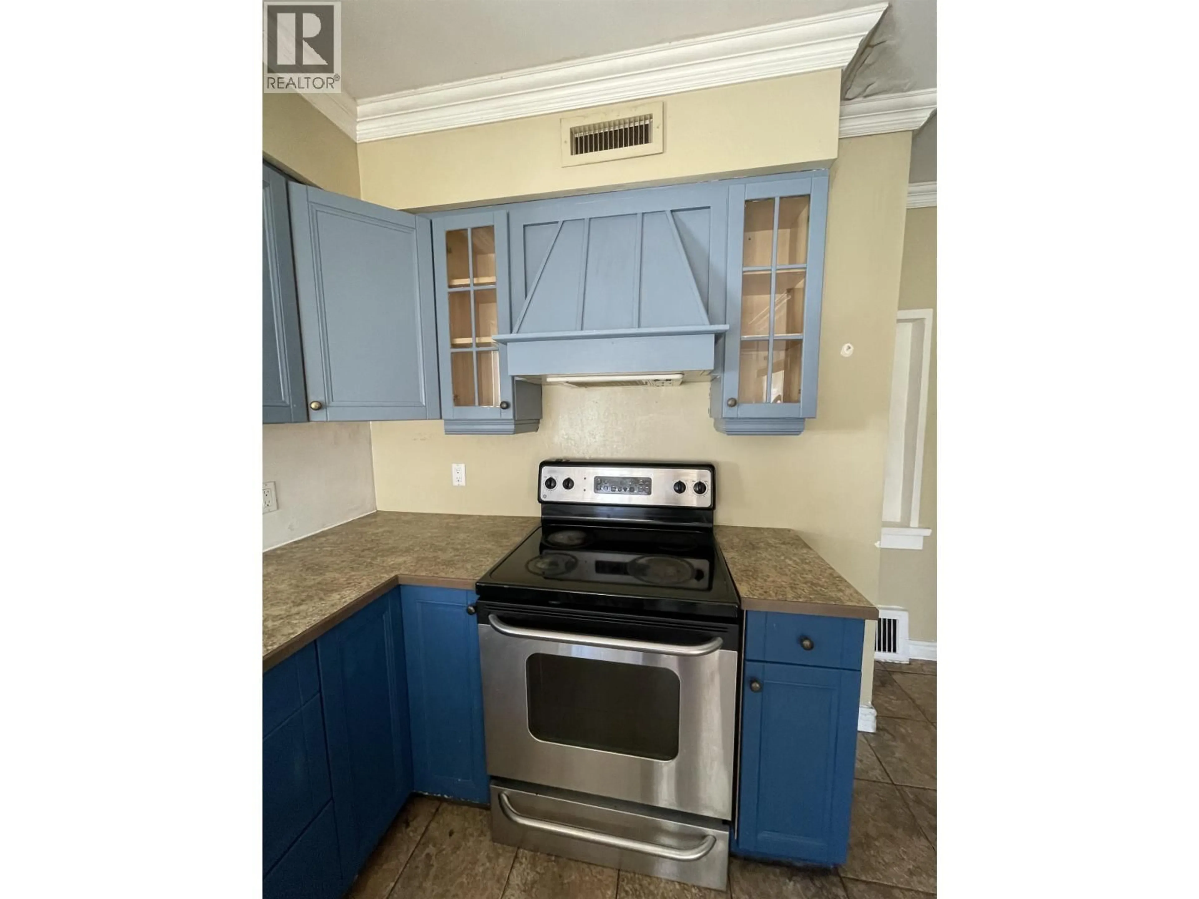 Standard kitchen, unknown for 782 66TH AVENUE, Vancouver British Columbia V6P2R5