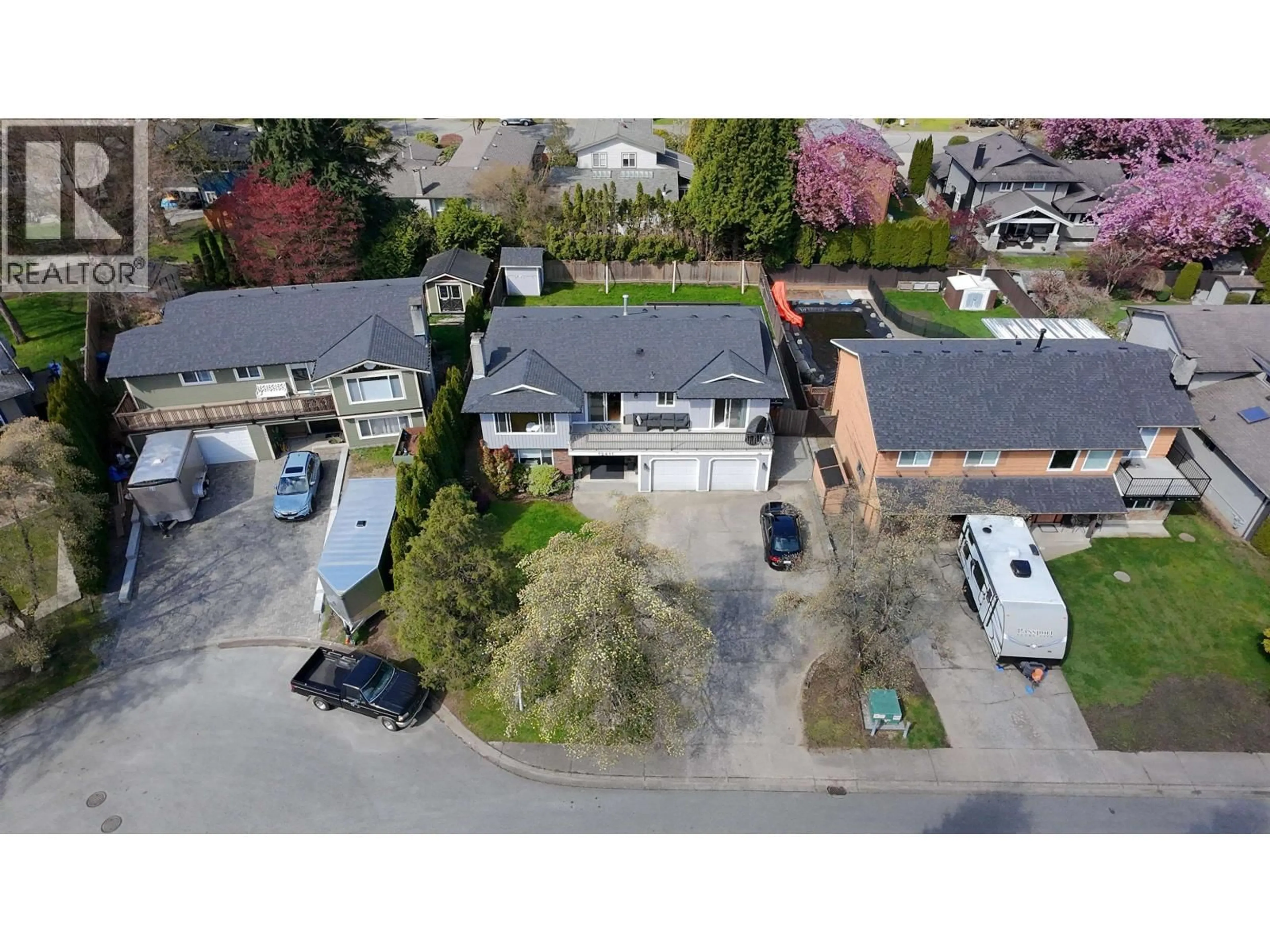 A pic from outside/outdoor area/front of a property/back of a property/a pic from drone, street for 12411 BLANSHARD STREET, Maple Ridge British Columbia V4R2N4