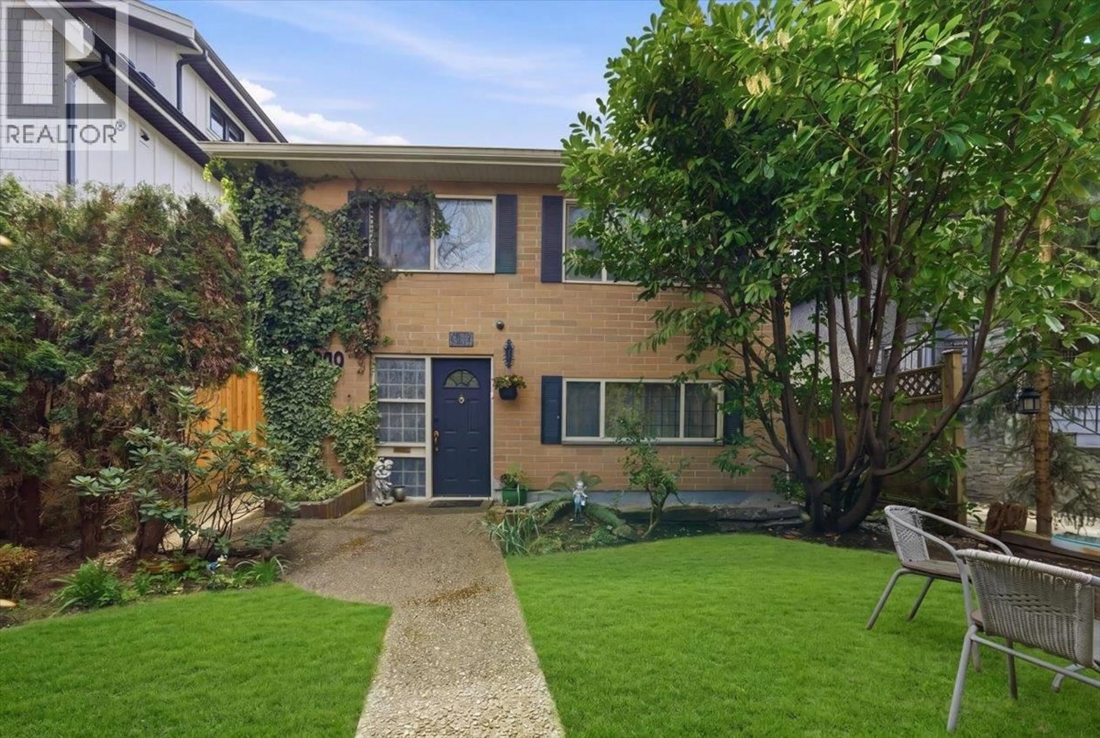 Home with brick exterior material, street for 840 38TH AVENUE, Vancouver British Columbia V5W1J3