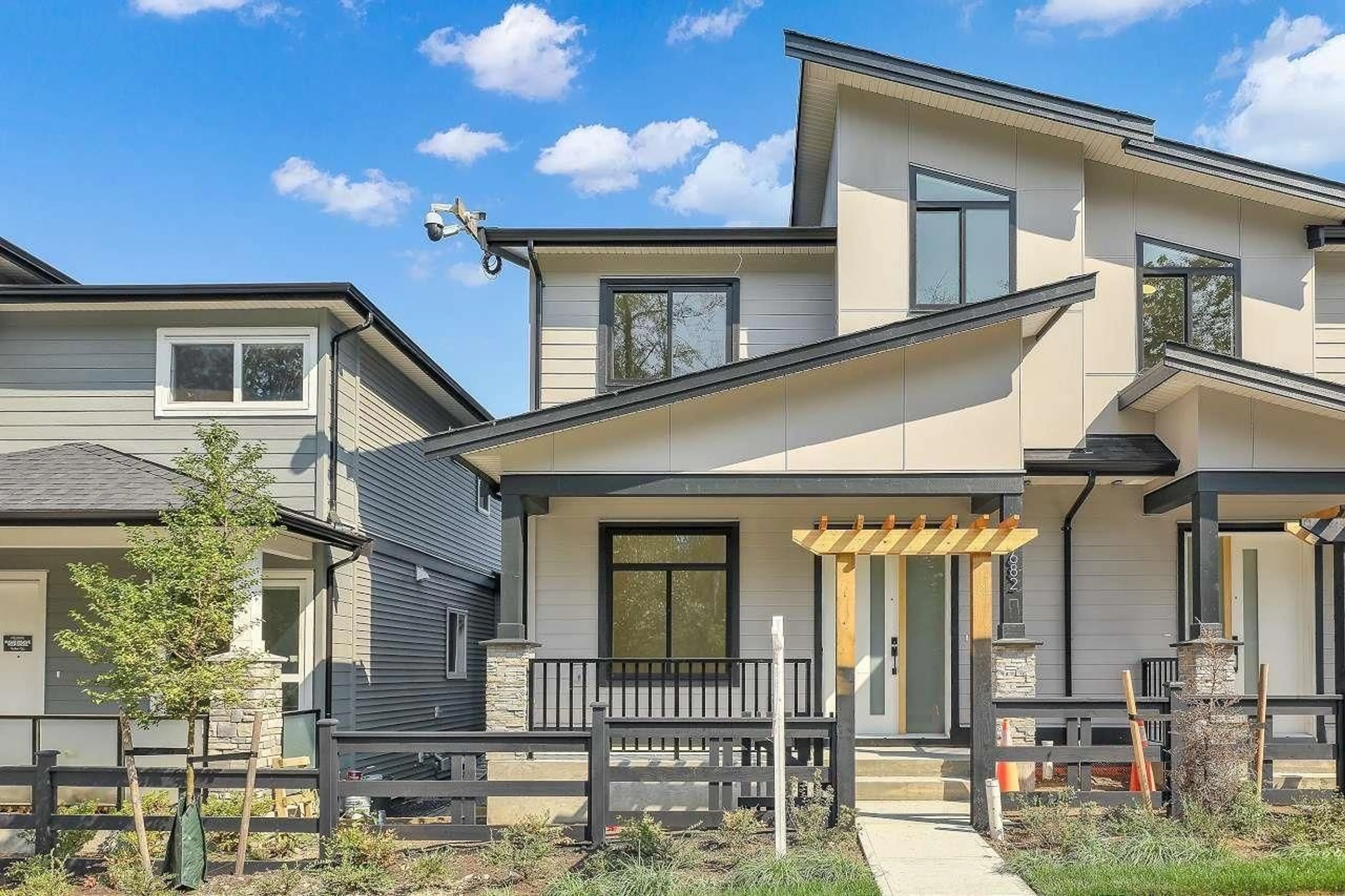 Home with vinyl exterior material, street for 7682 196 STREET, Langley British Columbia V2Y3V4