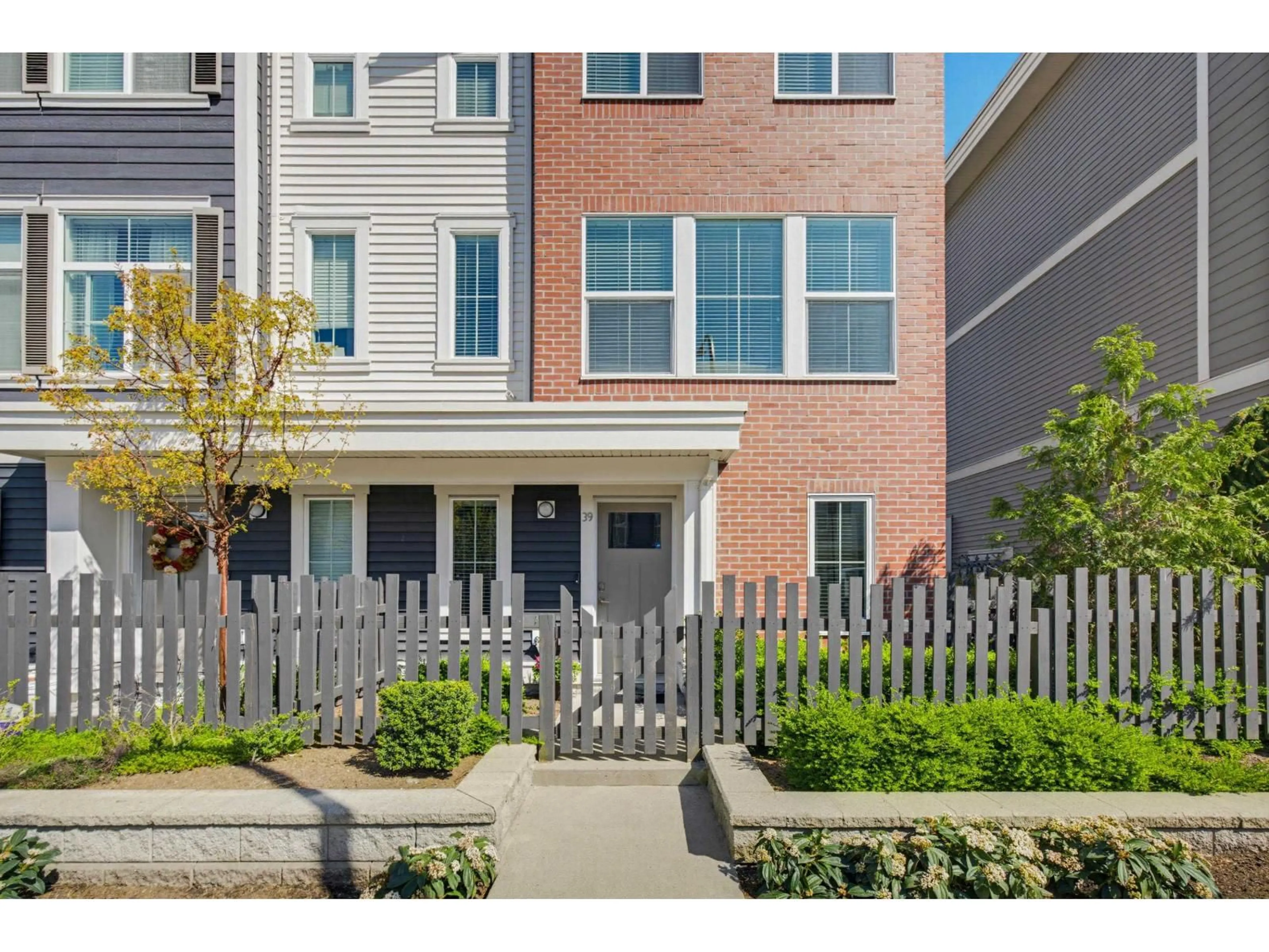 Unknown for 39 - 8370 202B STREET, Langley British Columbia V2Y4K8