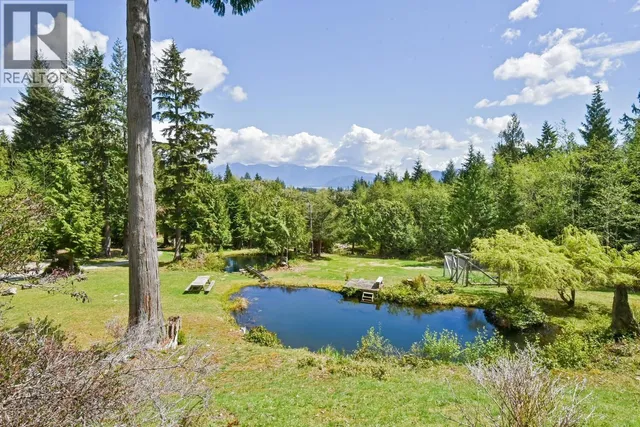 1685 STORVOLD ROAD, Gibsons 5