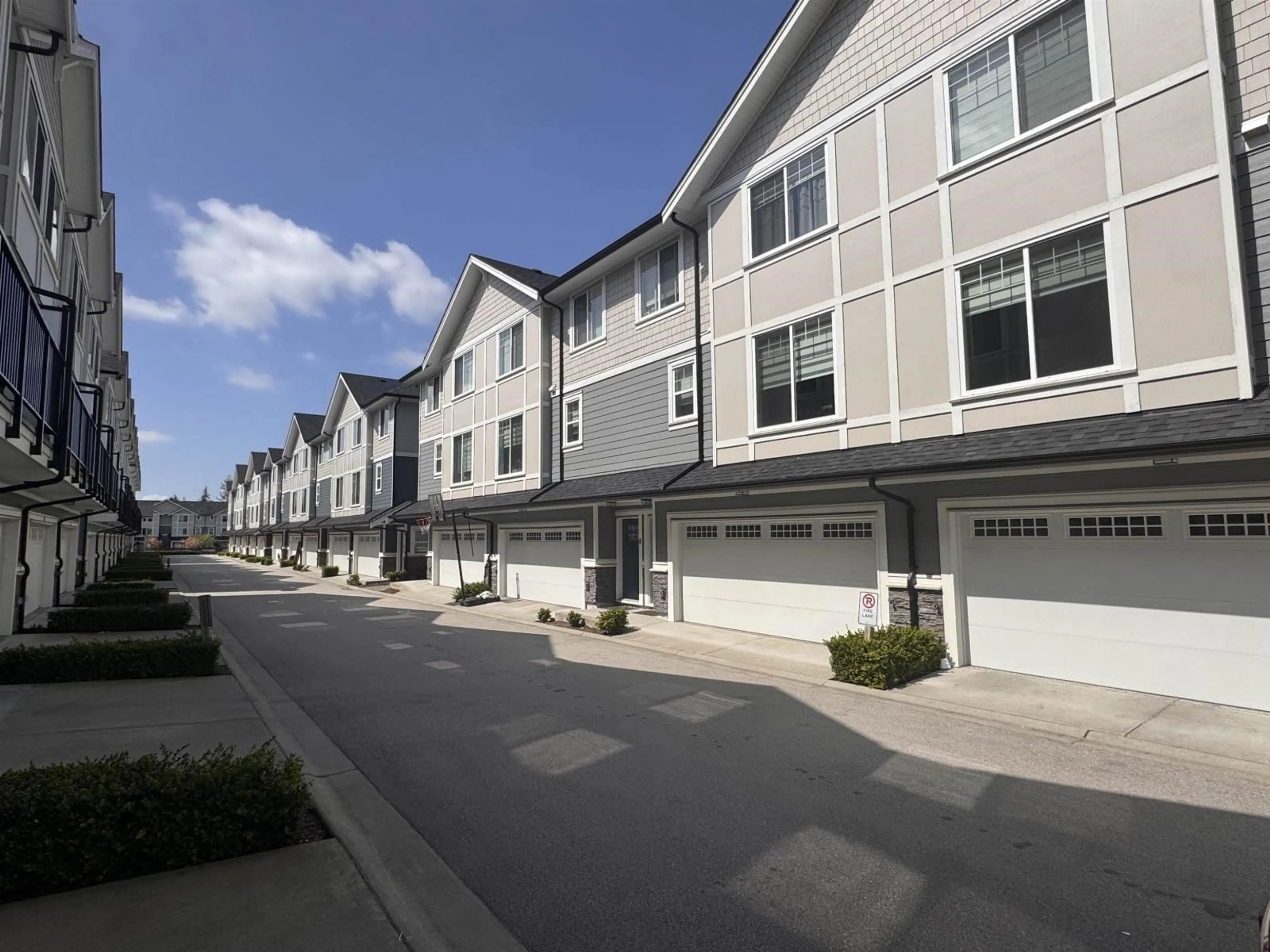 Unknown for 31 - 19501 74 AVENUE, Surrey British Columbia V4N6V7