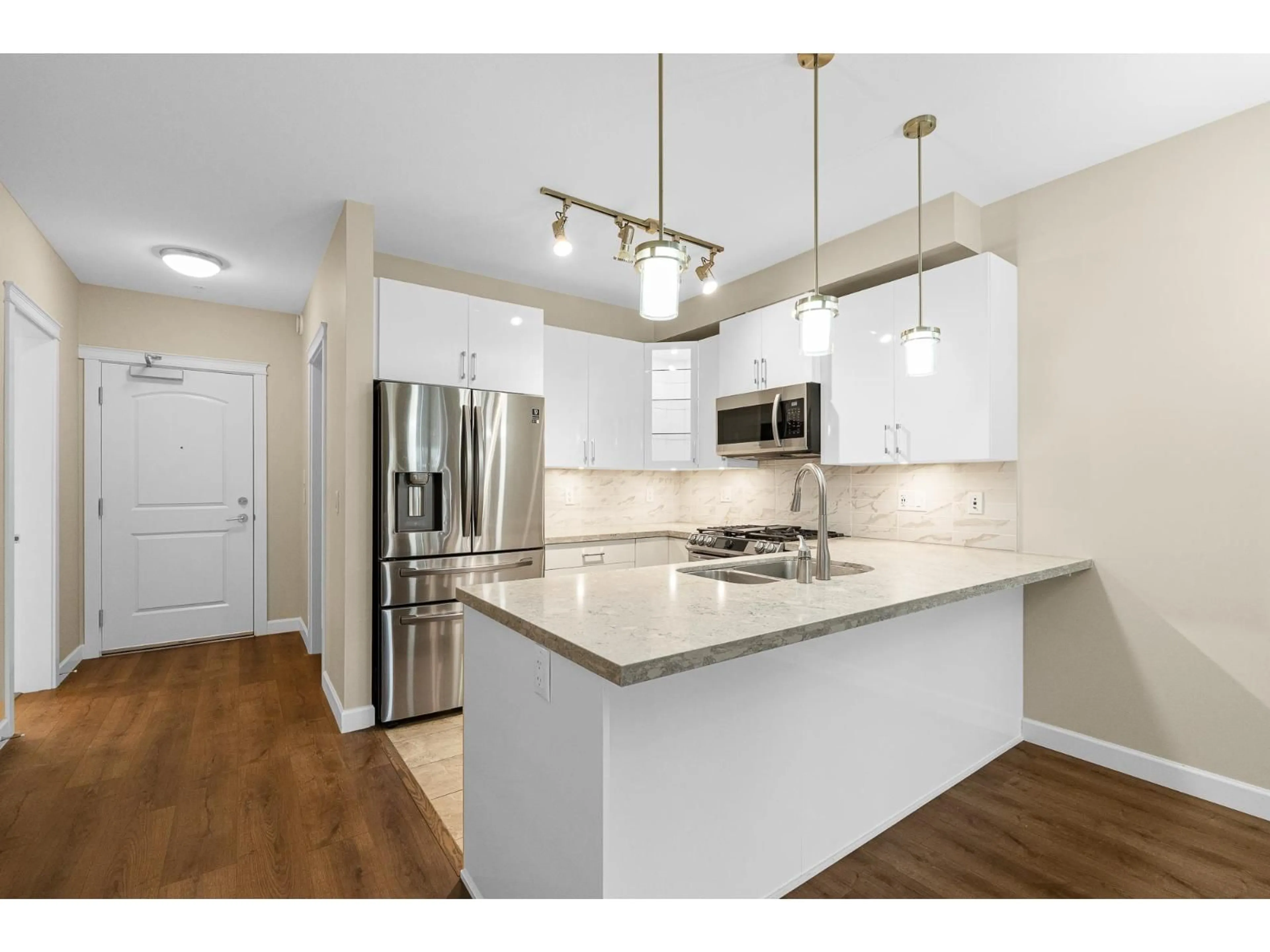 Open concept kitchen, unknown for 109 - 20367 85 AVENUE, Langley British Columbia V2Y3R1