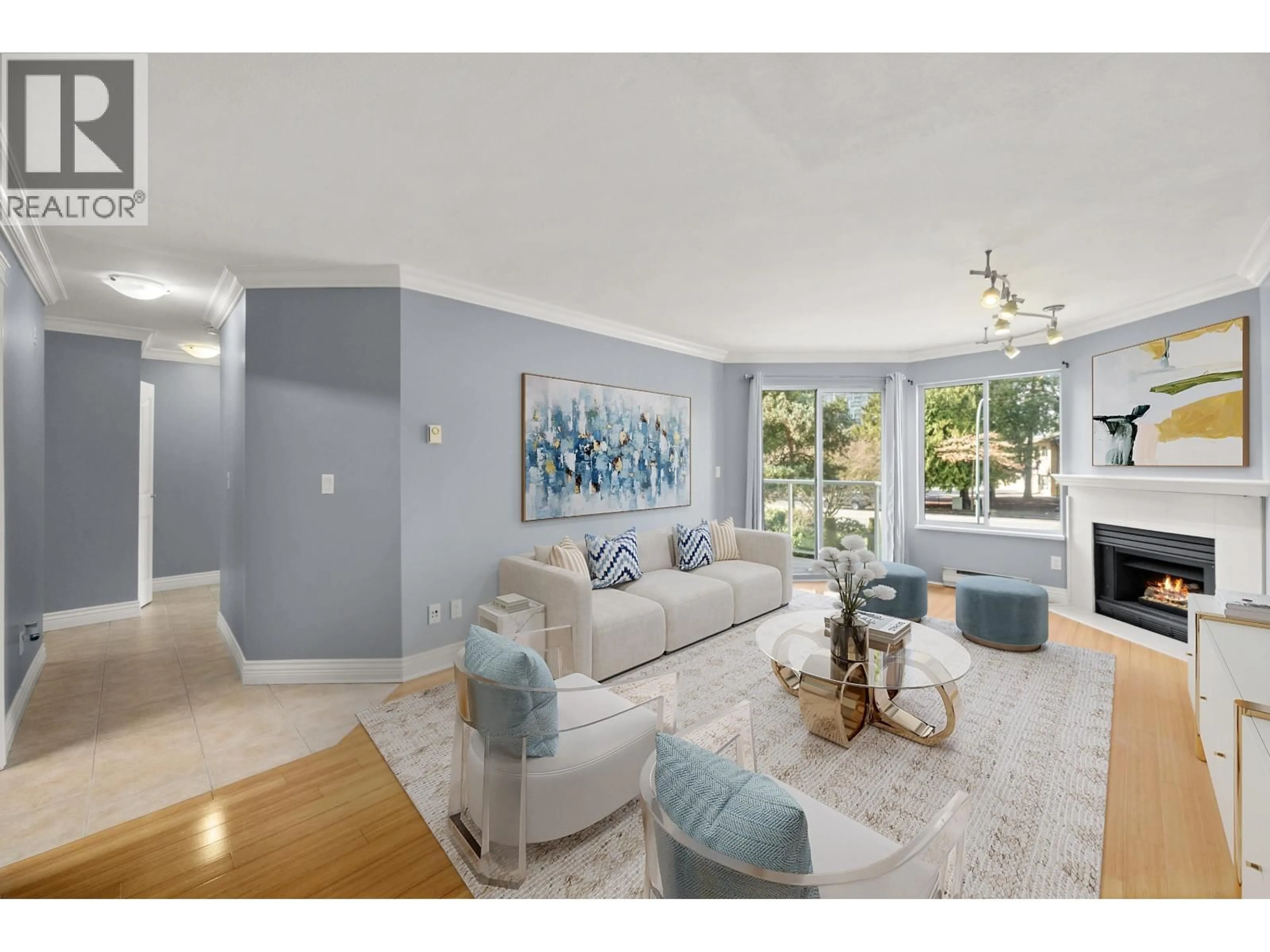 Living room with furniture, unknown for 204 - 1171 PIPELINE ROAD, Coquitlam British Columbia V3B4R9