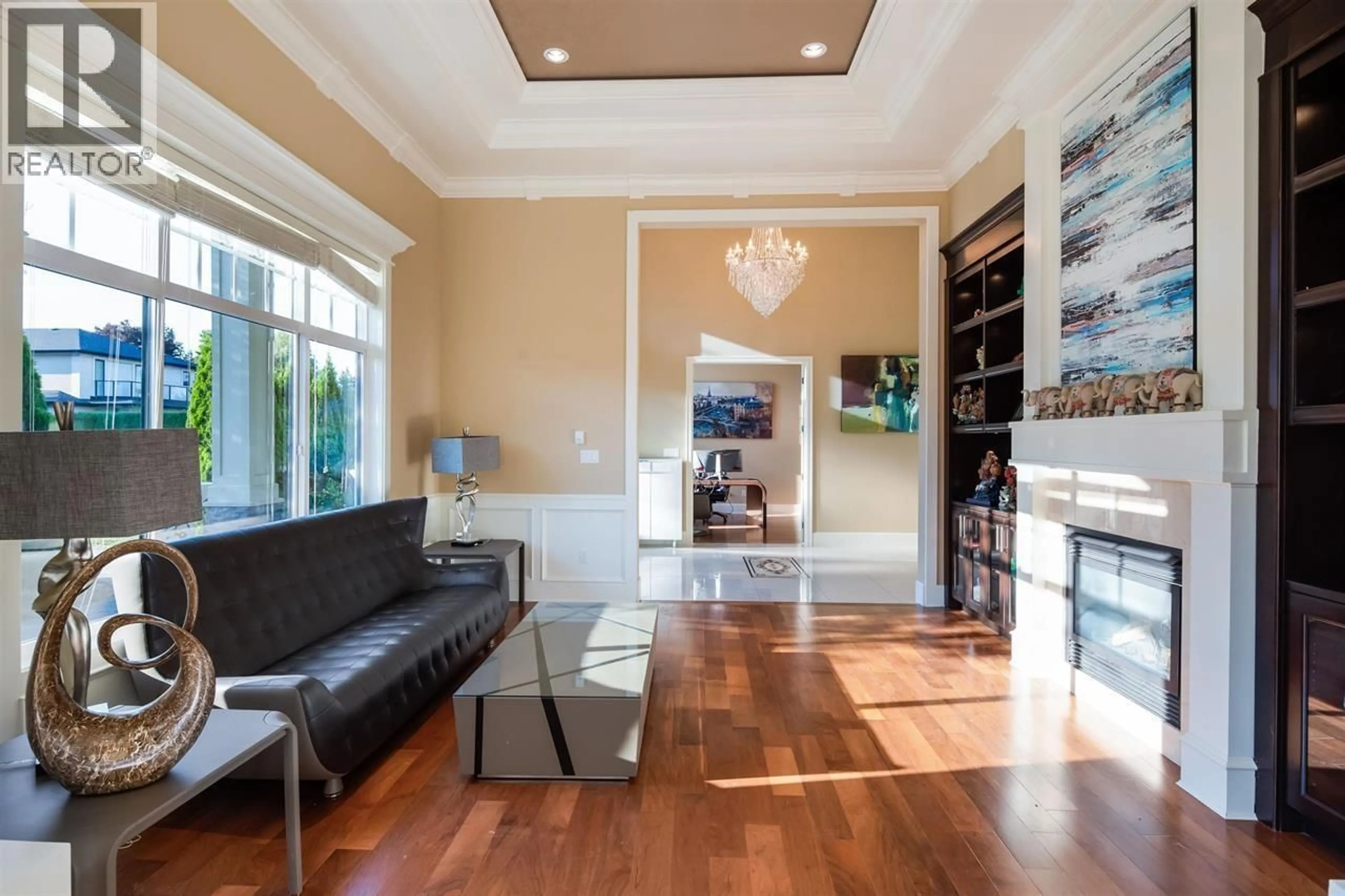 Living room with furniture, unknown for 9491 GLENBROOK DRIVE, Richmond British Columbia V7A1X9